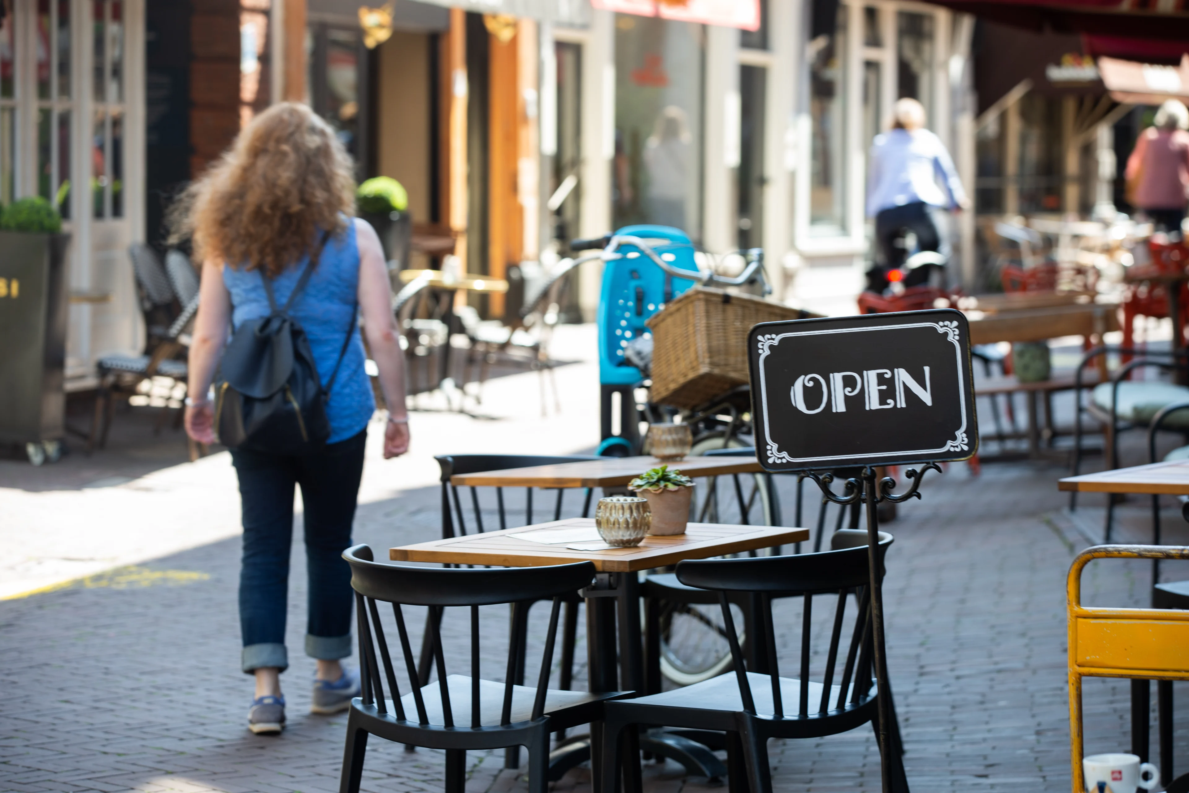 Horeca en festivalorganisaties demonstreren op Malieveld tegen coronabeleid