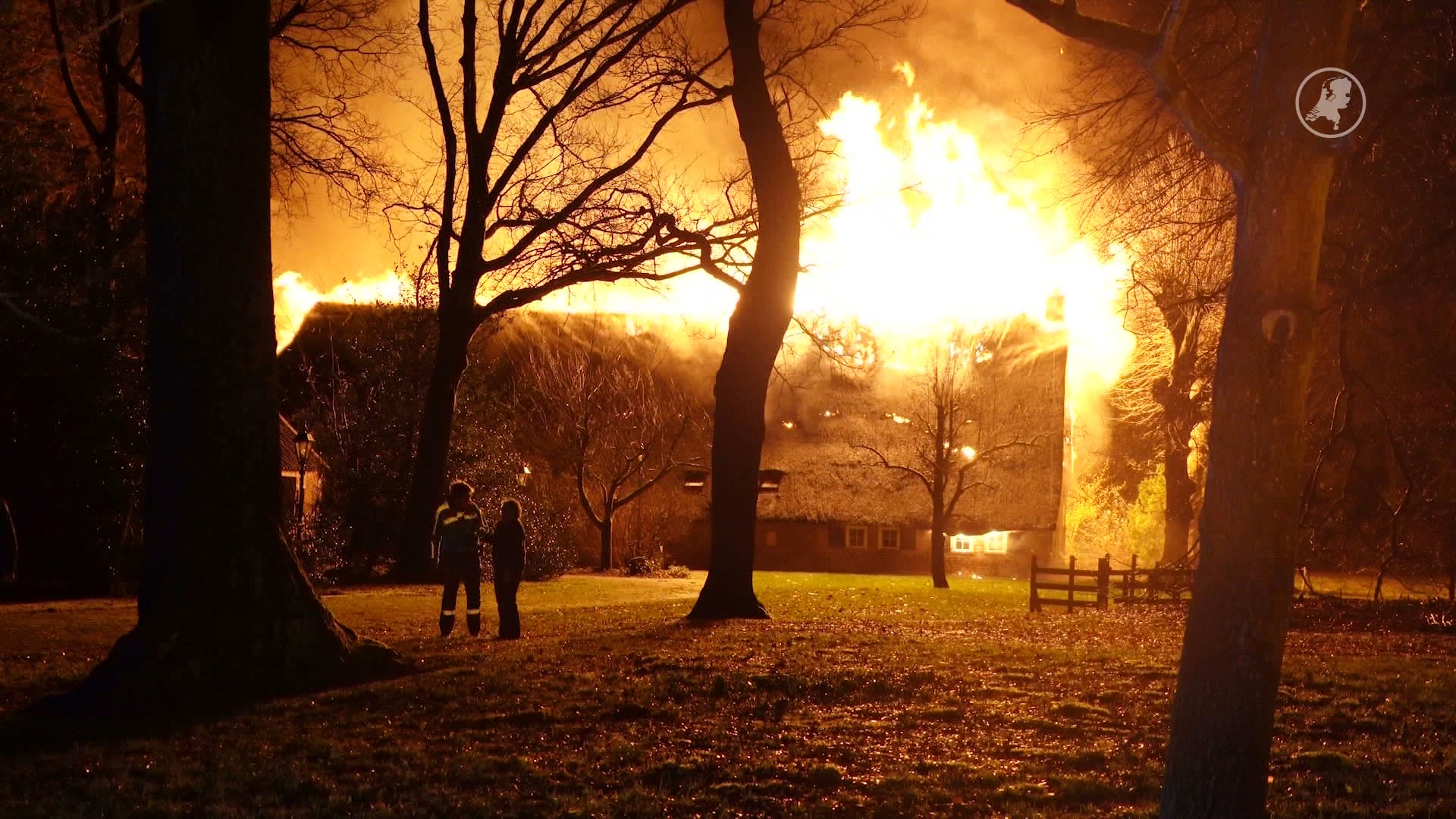 Boerderij in Assen volledig uitgebrand