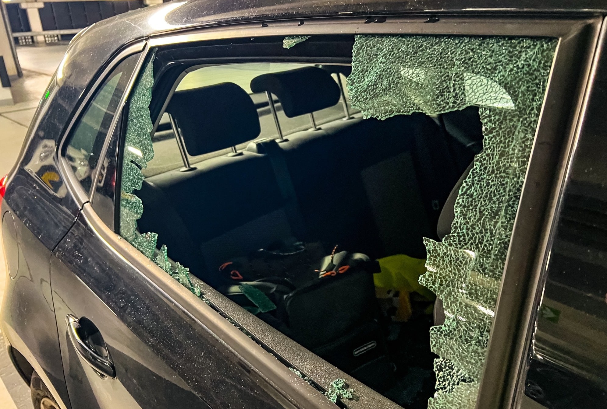 Inbrekers slaan hun slag in parkeergarage Apeldoorn: ruim 10.000 euro aan filmapparatuur gestolen