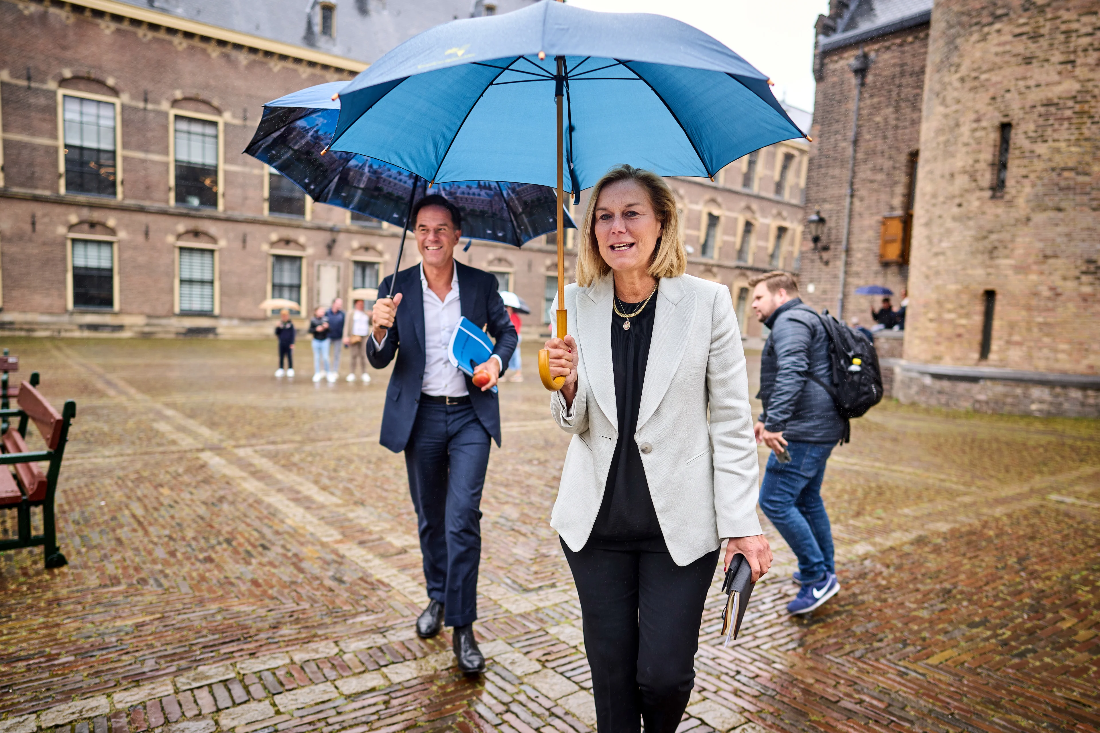 Komende dagen geen doorbraak in formatie verwacht, discussie over aantal partijen