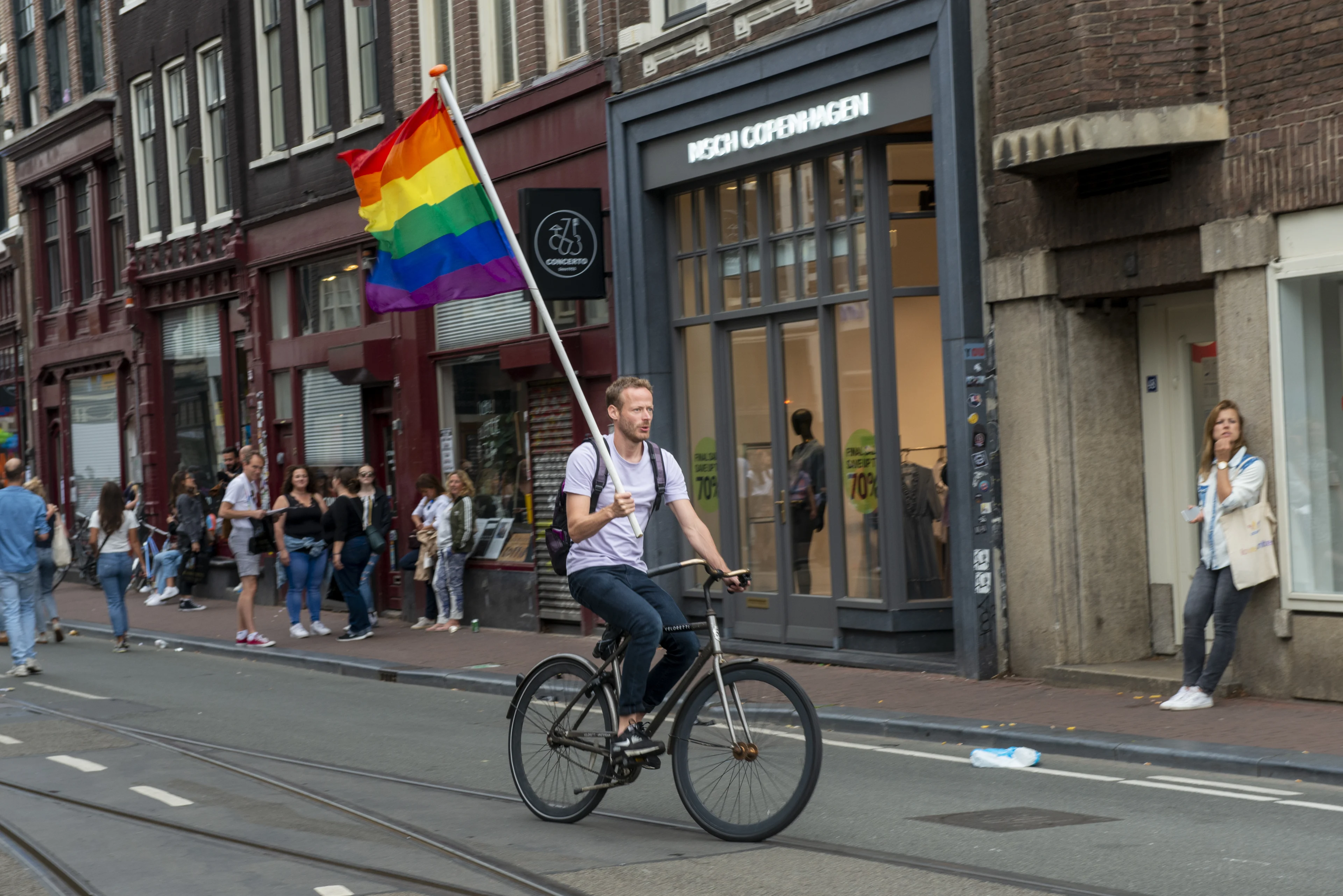 Vijf procent van moeders heeft moeite met coming-out kind: 'Verwachtingen voor de toekomst bijstellen'