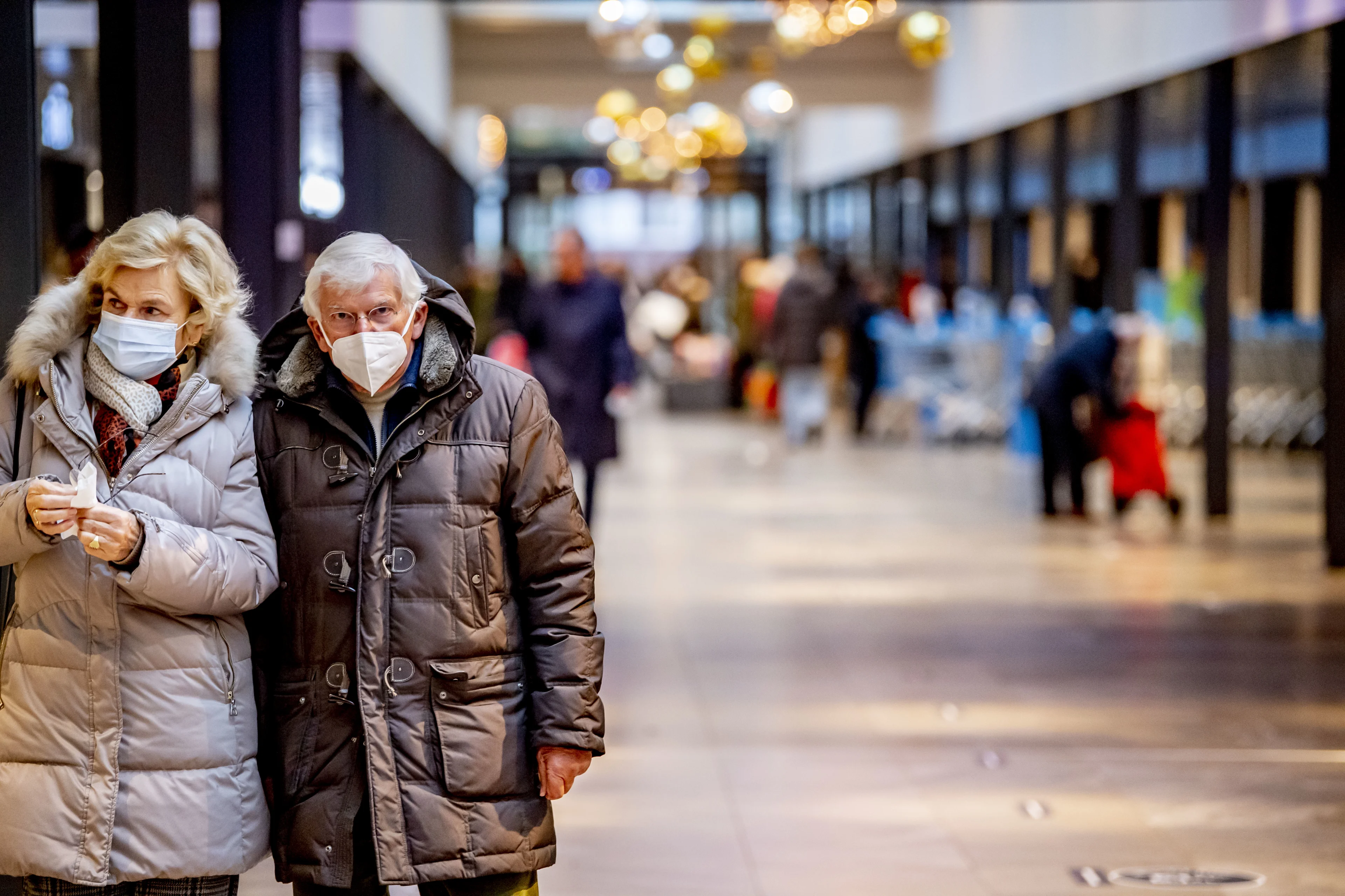 Wat als je vanaf vandaag geen mondkapje draagt in publieke binnenruimtes?
