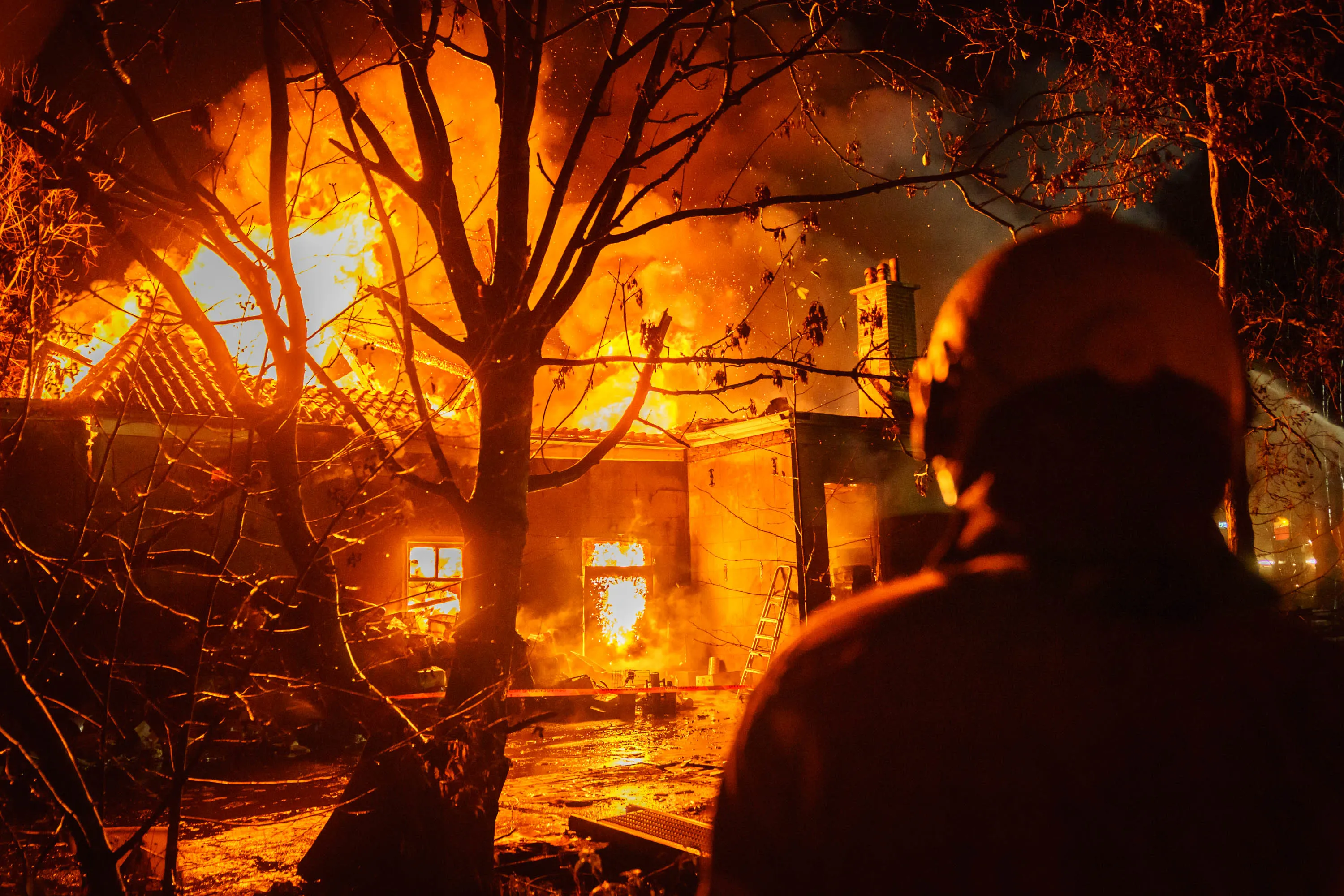 Grote brand verwoest woning van bij inbraak overleden Peter Dhondt
