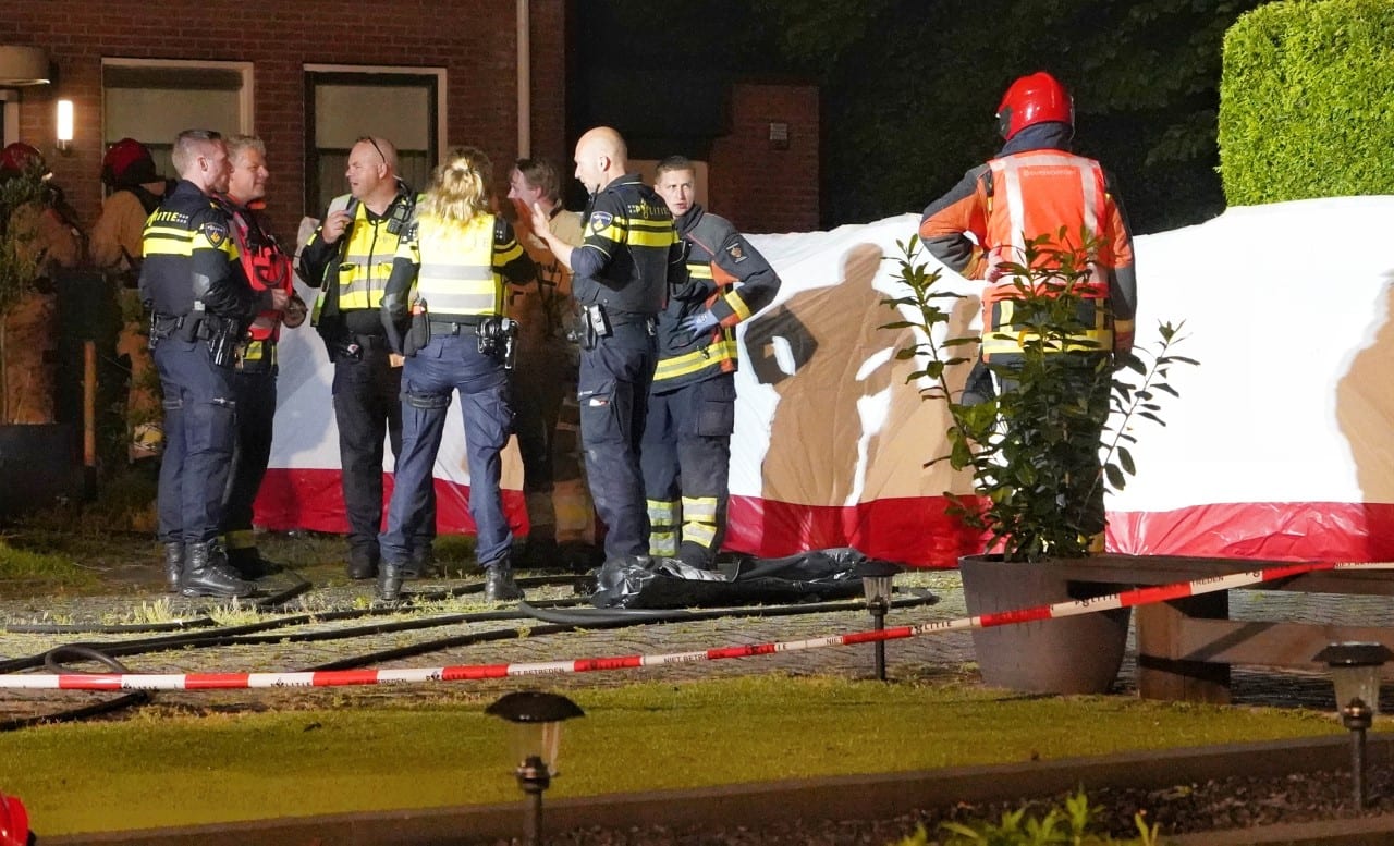 Dode gevonden na woningbrand in Nieuw-Buinen