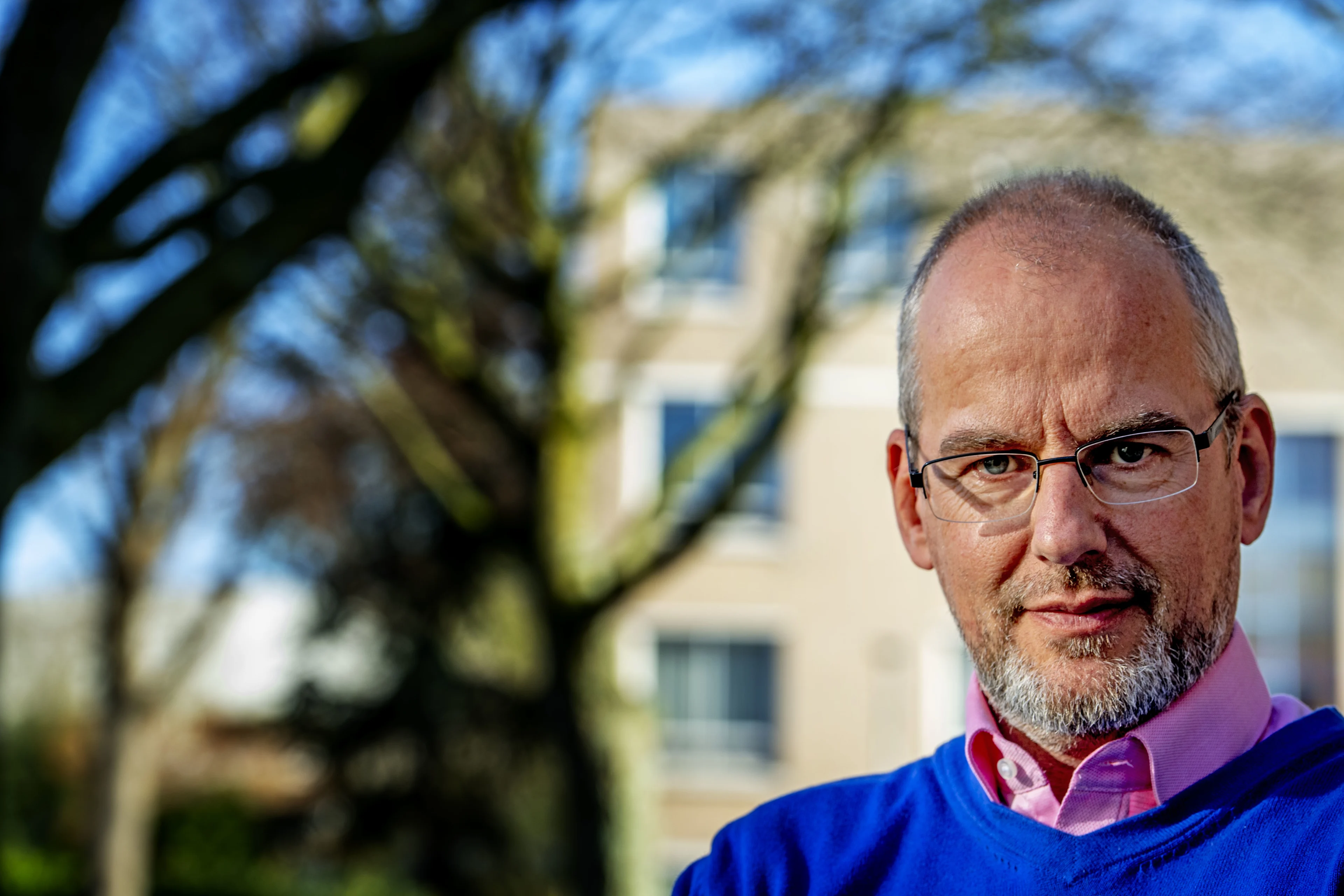 Haags Raadslid moet voor rechter verschijnen om smeekbede op Twitter