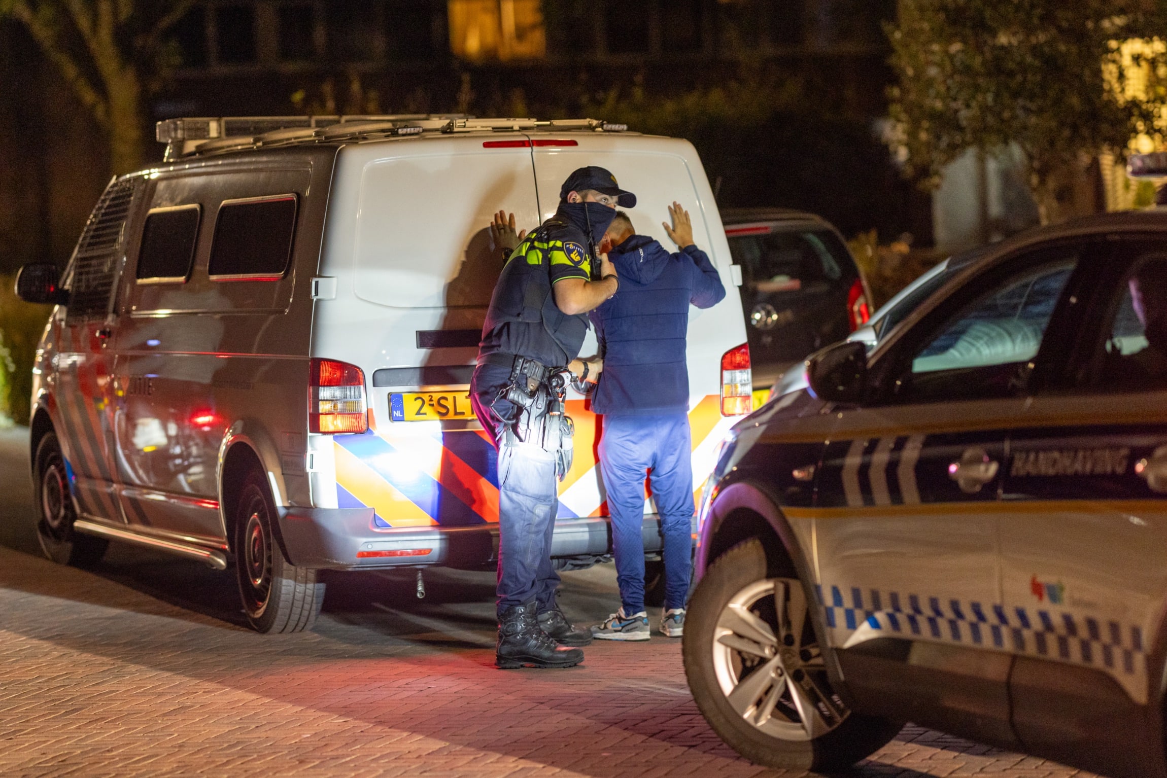 Opnieuw onrustig in Sneek, politie grijpt in tegen jongeren