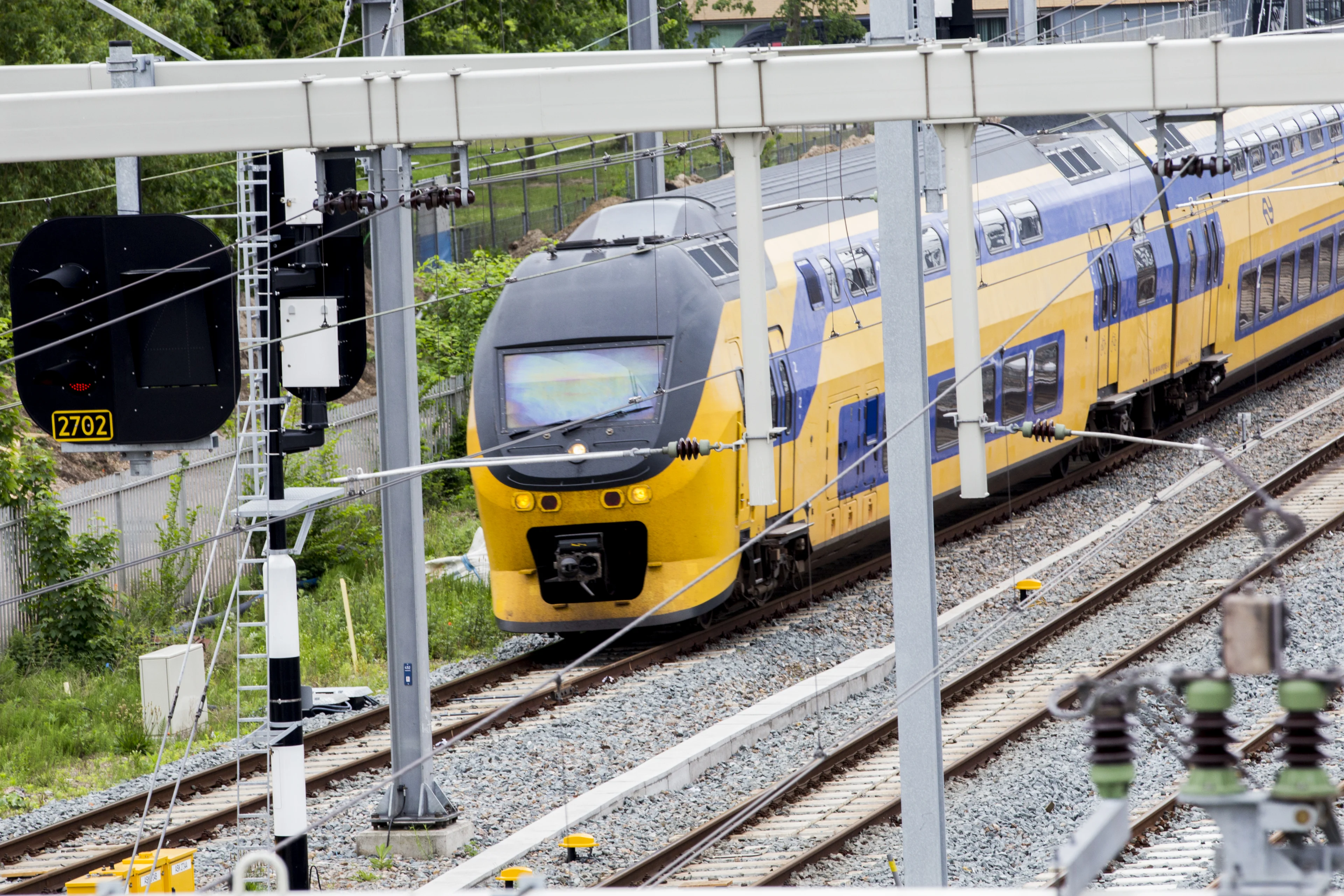 ProRail is helemaal klaar met spoorlopers: het is een flinke kostenpost en levensgevaarlijk