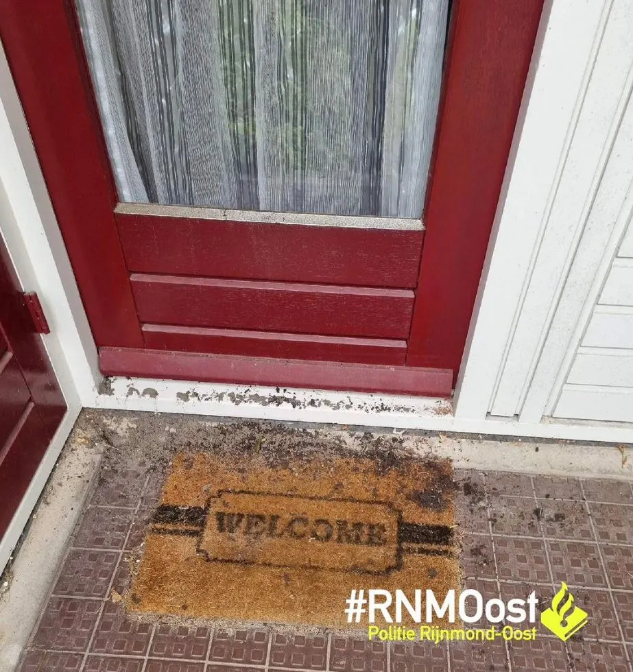 Als dit op je deurmat ligt, weet je dat inbrekers je huis in de gaten houden