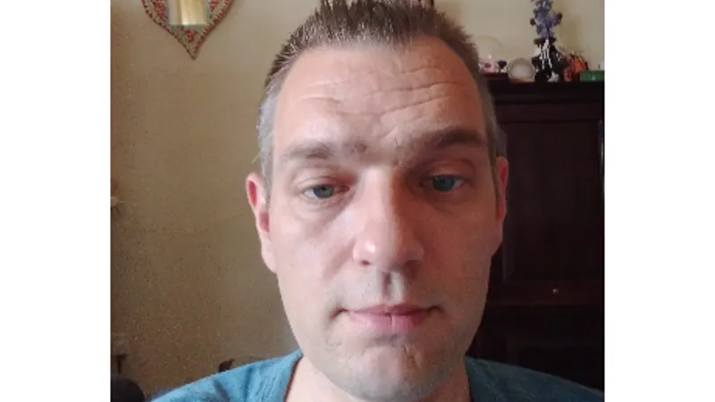 Zoektocht met boot op Rijkerswoerdse Plassen naar verdachte Arnhem