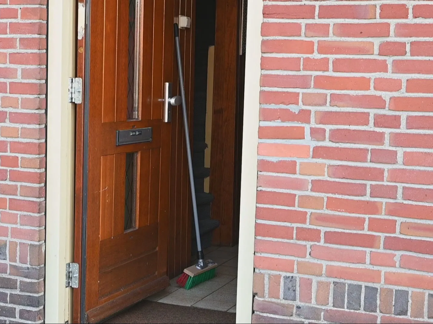 Tilburger beroofd tijdens vegen van zijn stoep