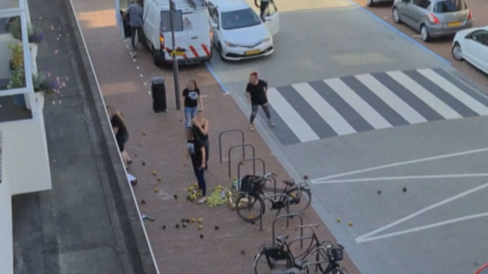 Familie neemt wraak op 'vieze pedo' in supermarkt Leidschendam: 'Hij moet worden doodgemarteld'