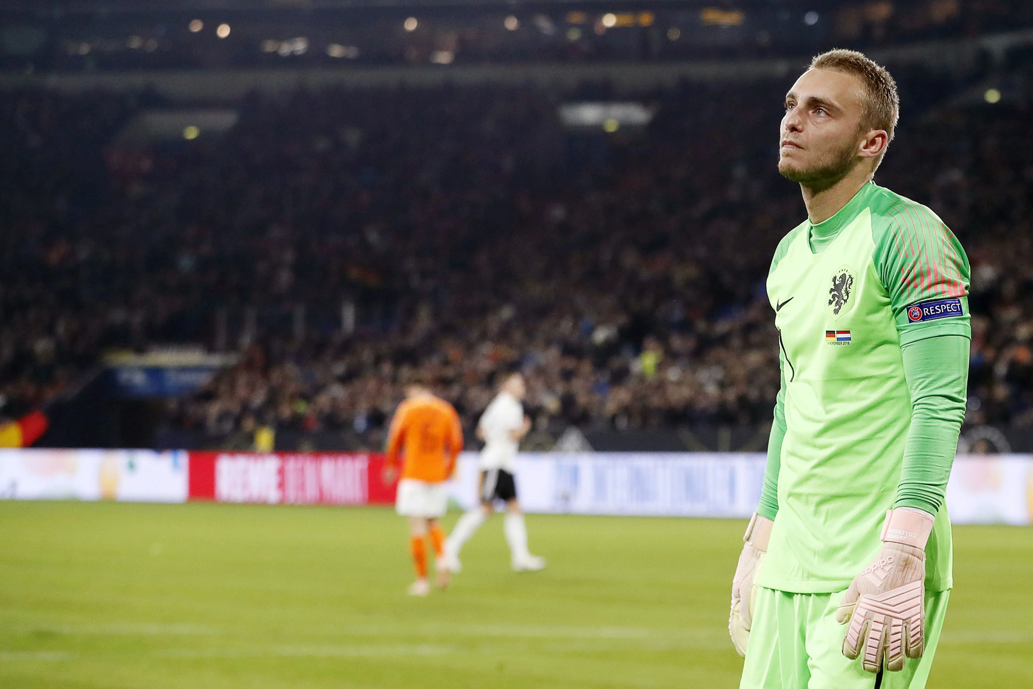 Keeper Jasper Cillessen mist EK door coronabesmetting, vader Ton reageert verslagen