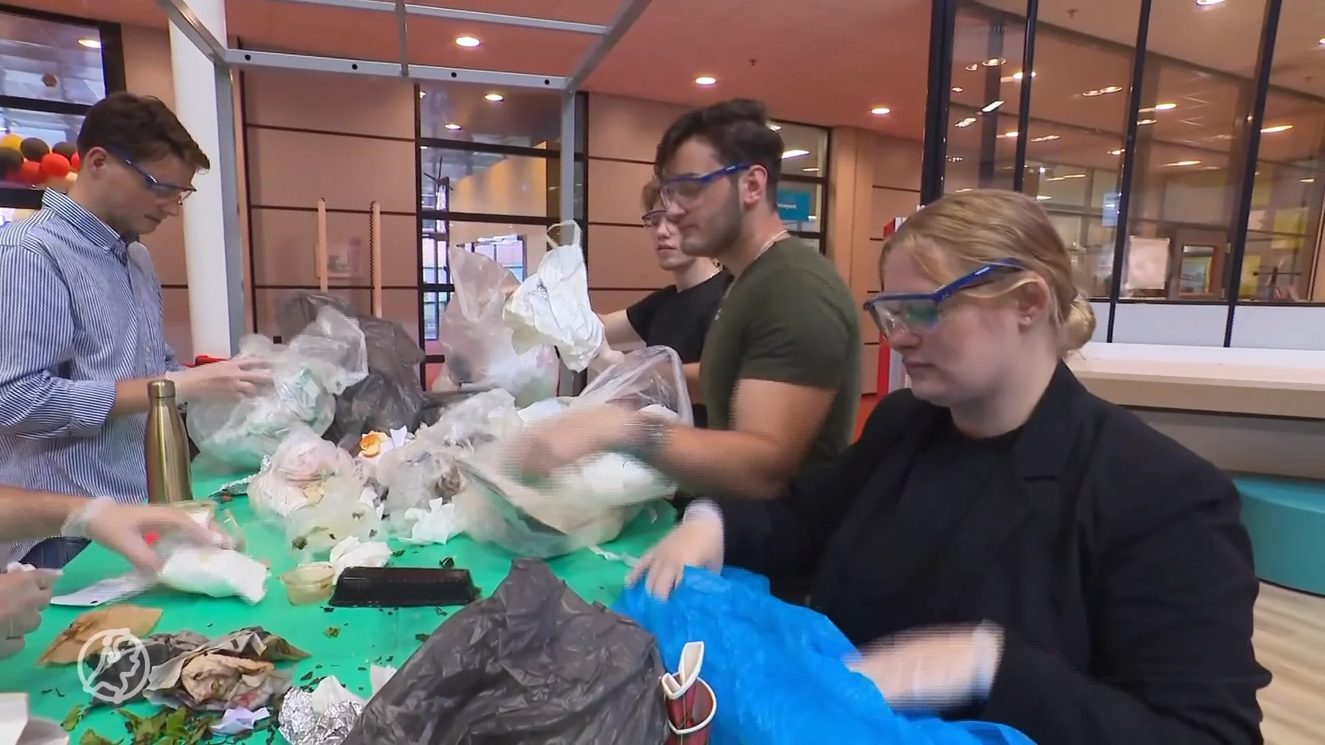 Vuilnismannen niet alleen maar ophalers: nu ook adviseurs