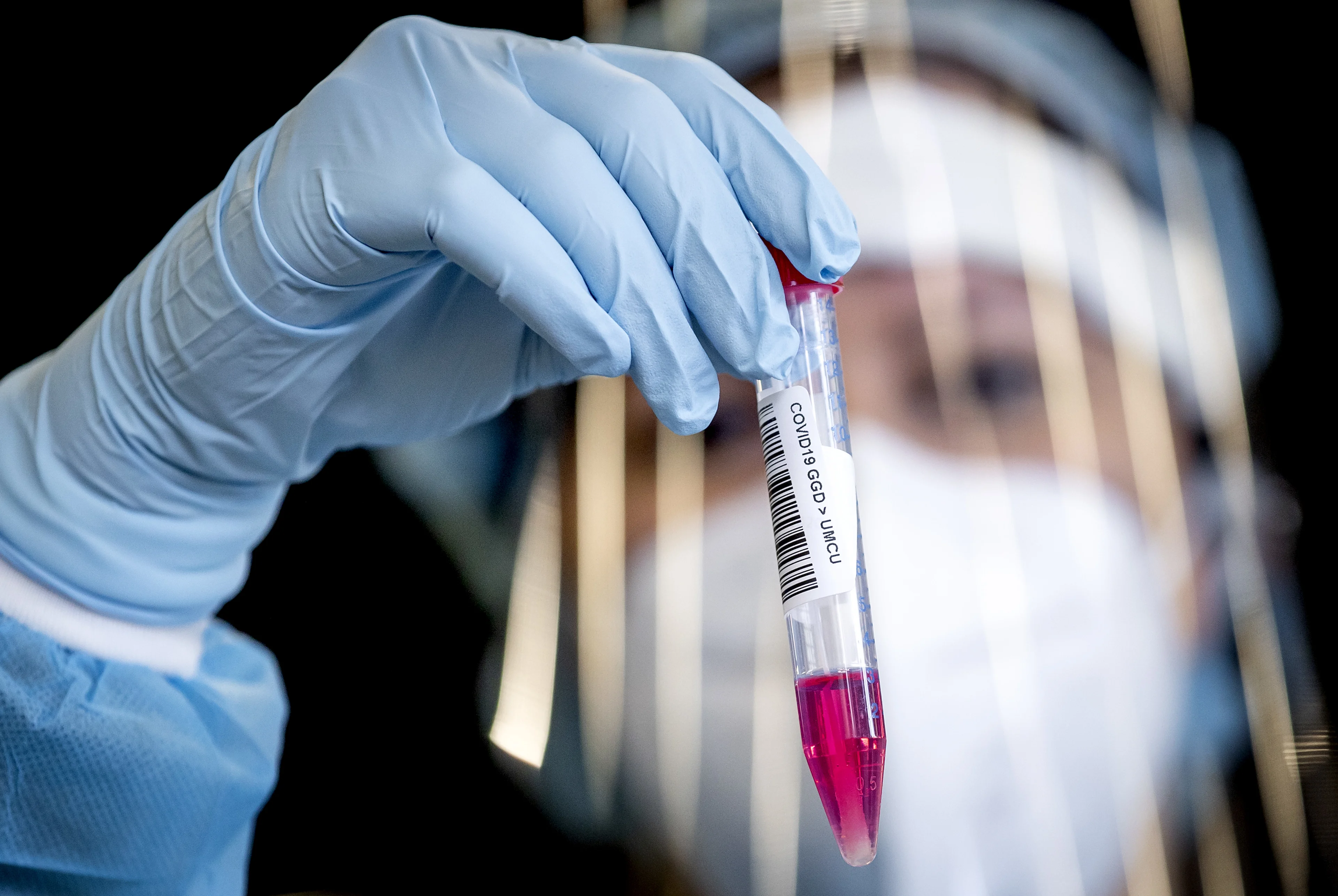 LIVEBLOG | RIVM meldt 2 sterfgevallen en 3 ziekenhuisopnames door corona