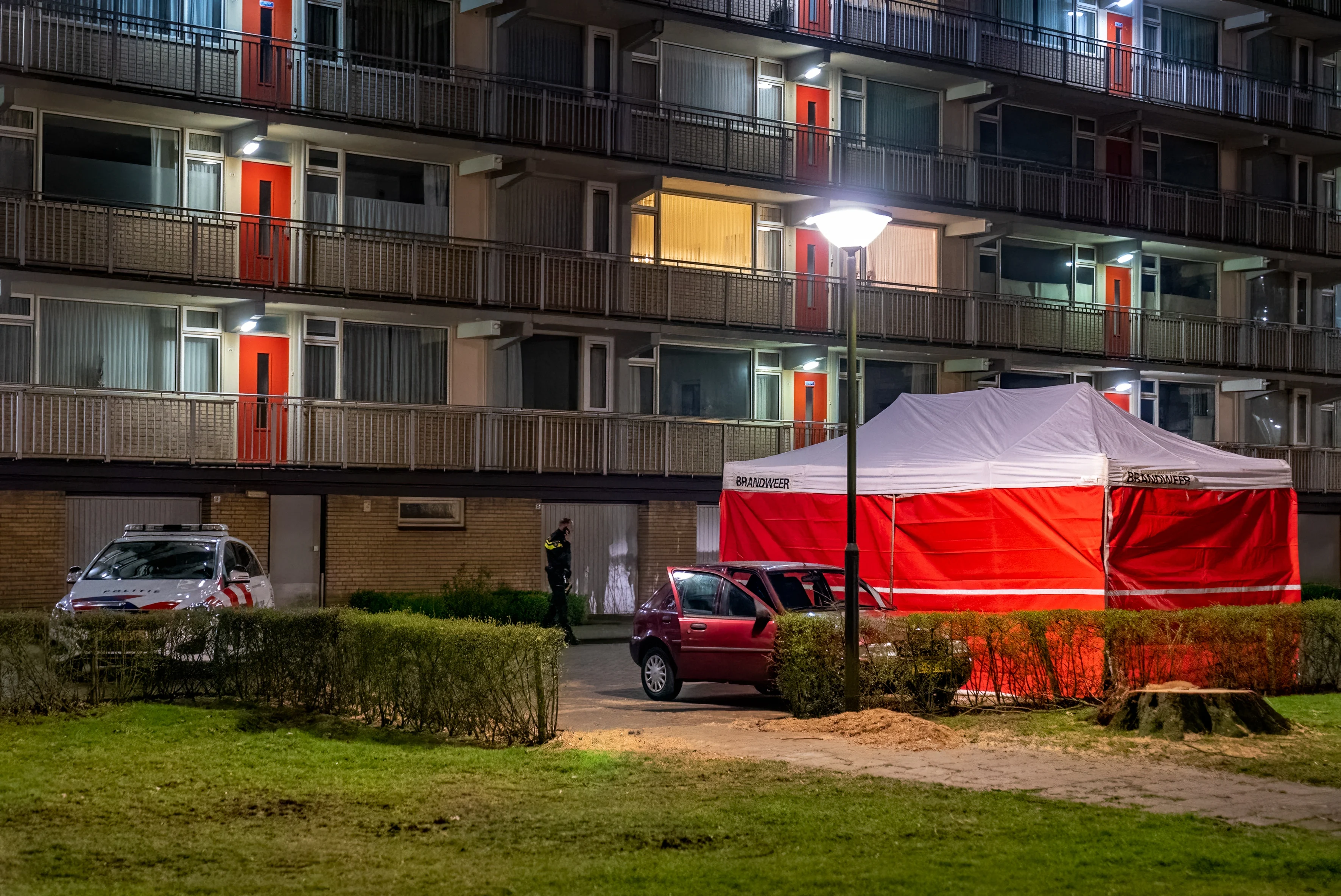 Schietende politiemedewerker Waalwijk verdacht van dood door schuld