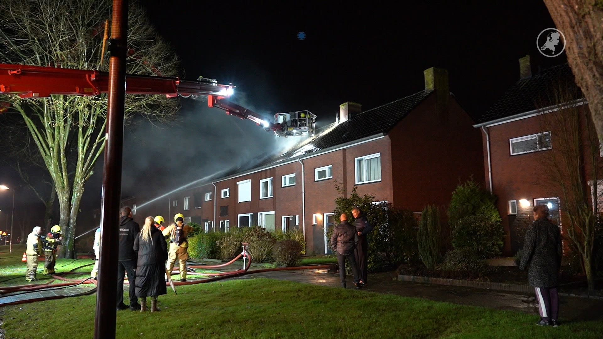 Brand slaat over naar meerdere woningen in Oudenbosch