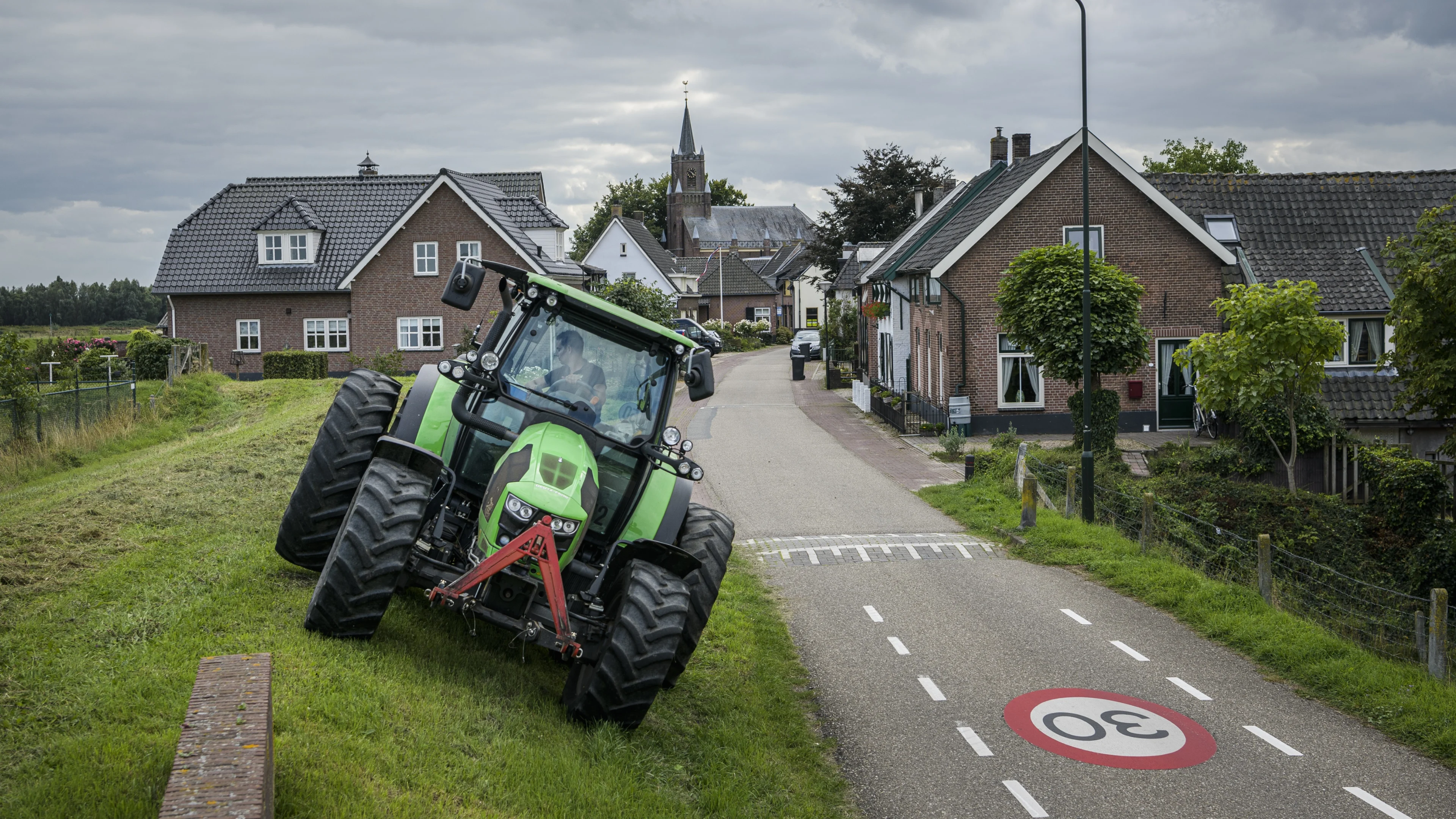 Steeds vaker agressie tegen wegwerkers: 'Van opgestoken middelvinger tot fysiek geweld'