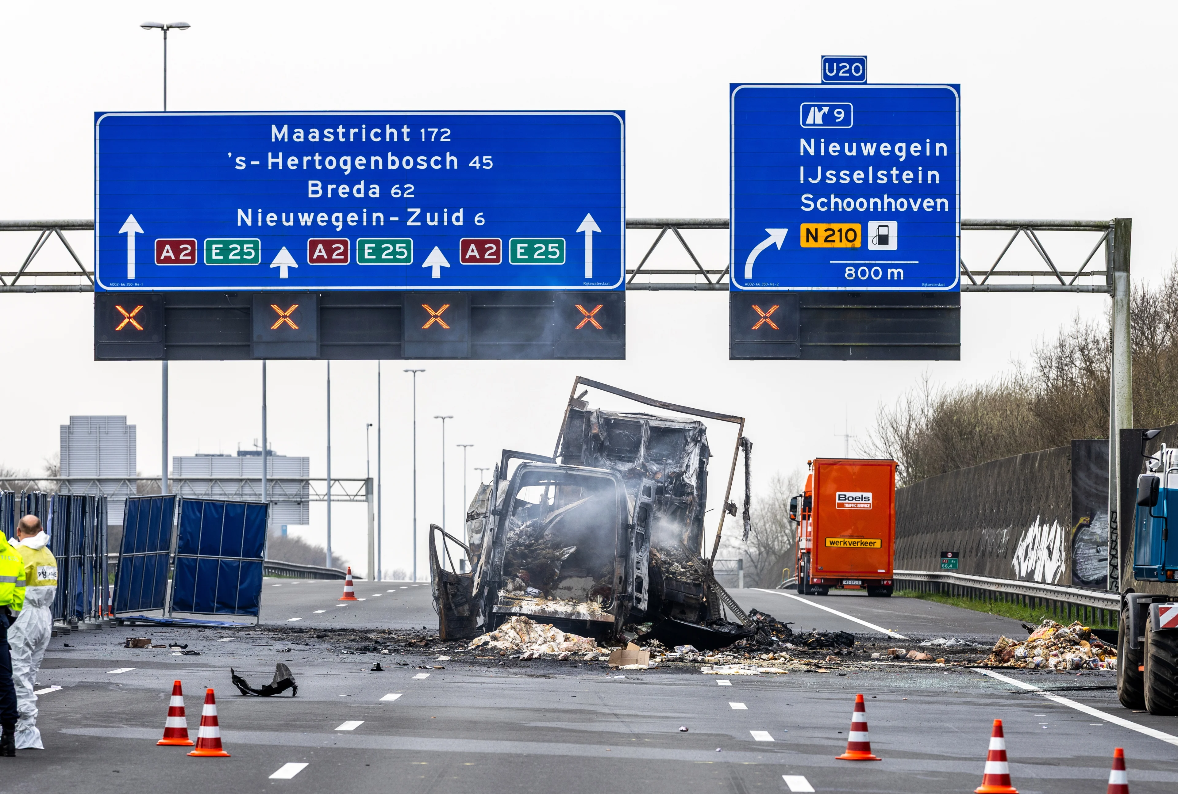 Tweede dode gevonden in bestelbus na zwaar ongeluk A2