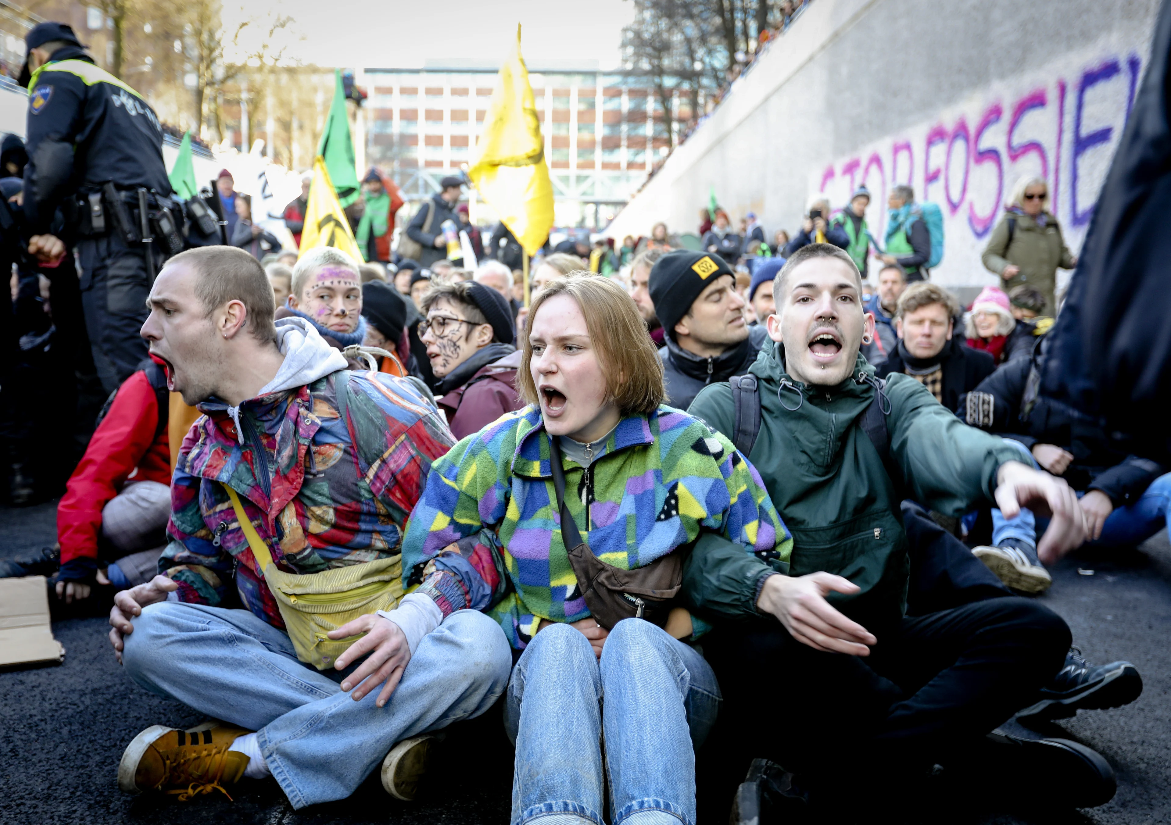 Drie klimaatactivisten kregen onterecht gebiedsverbod voor A12