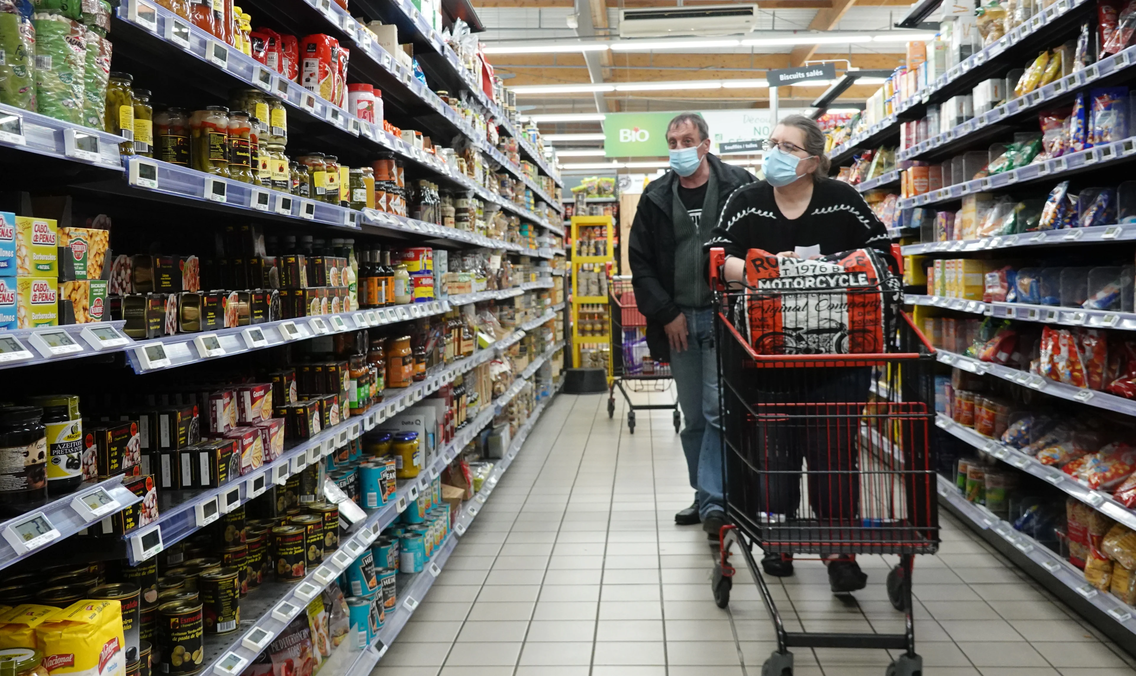 Dit zijn de plekken waar je nu een mondkapje moet dragen