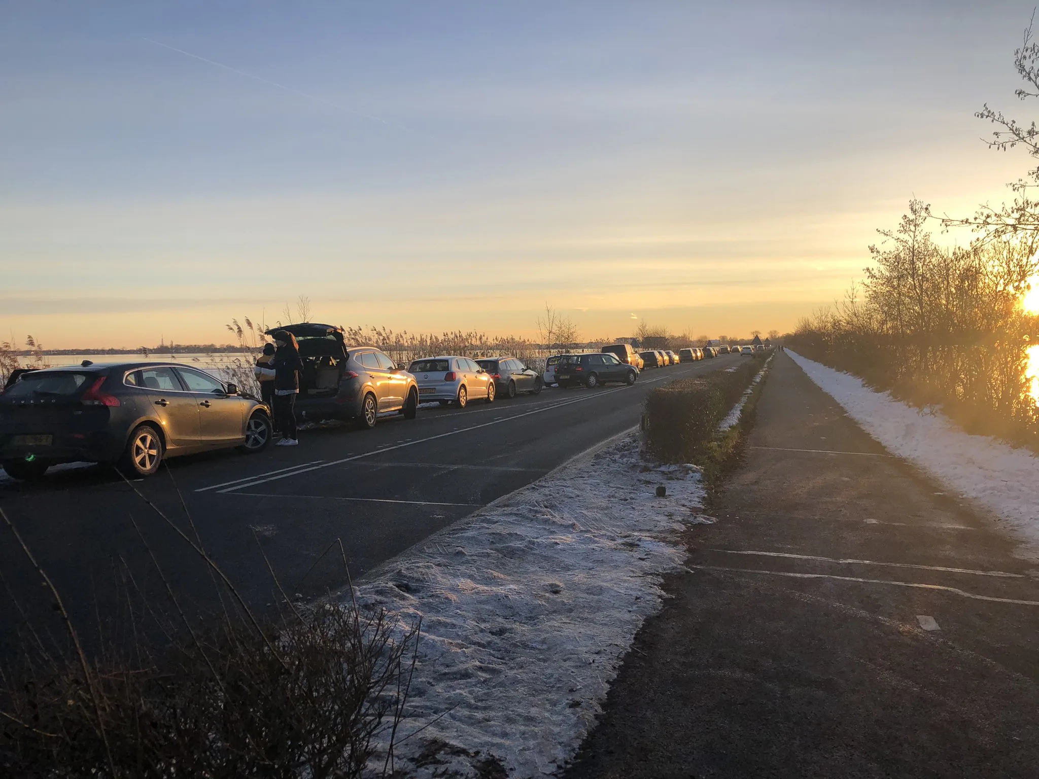 Mensen ook deze zondag weer vroeg op de schaats