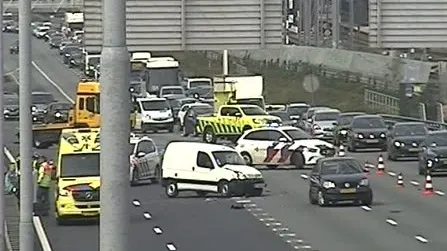Chaos op de snelweg: meerdere deels dicht door ongelukken en werkzaamheden