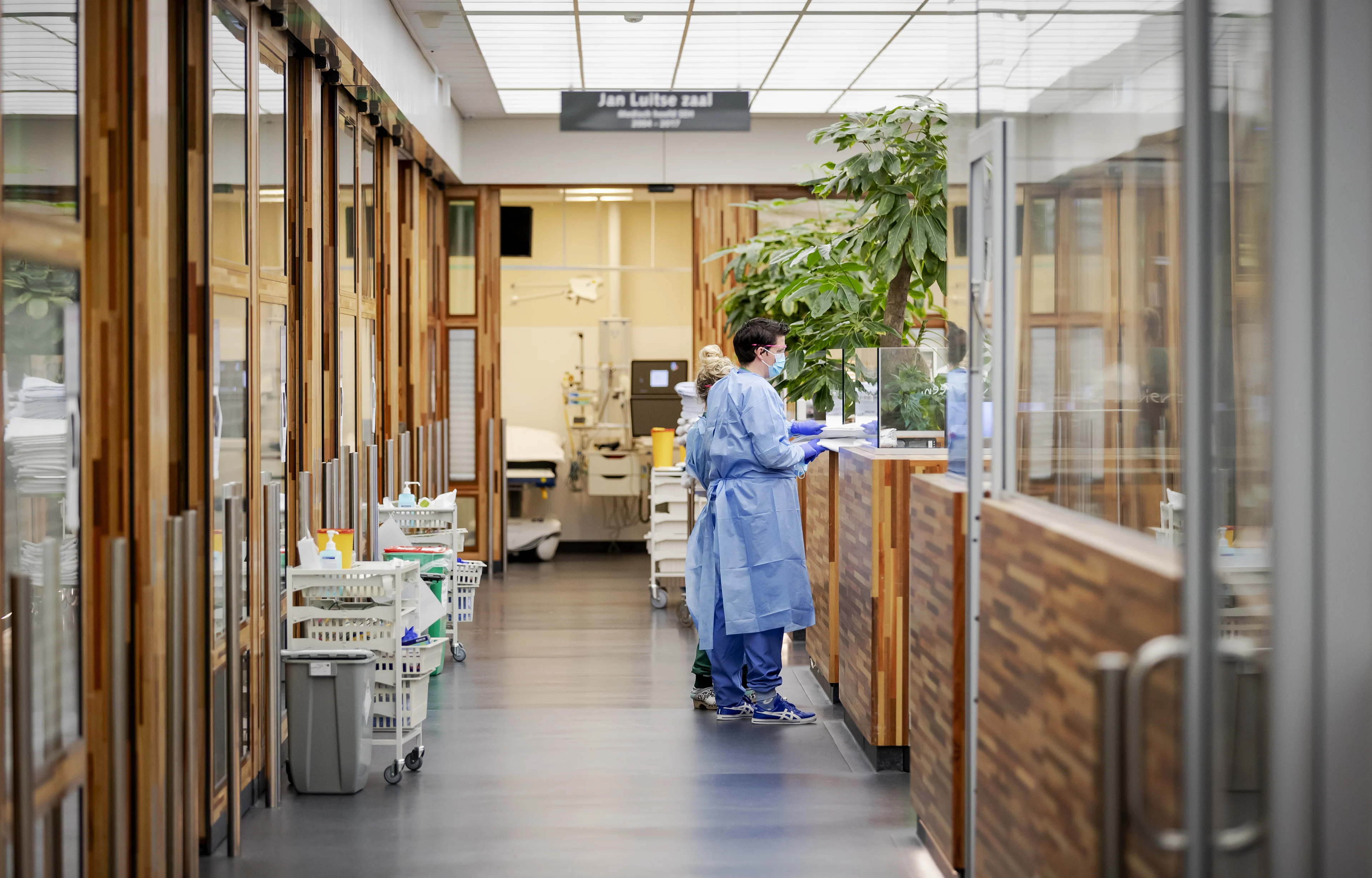 LIVEBLOG | Twee veiligheidsregio's terug naar niveau 'Ernstig'