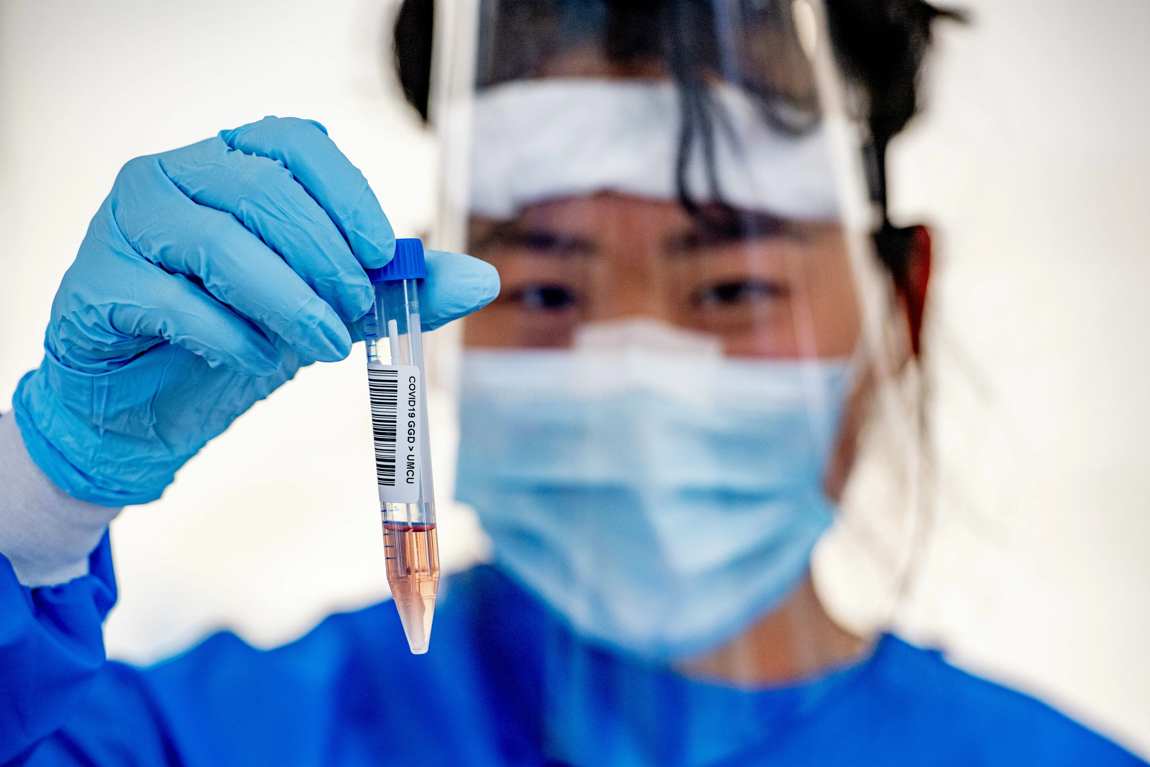 LIVEBLOG | 'Kabinet moet vakantiereizen naar oranje gebieden tegengaan'