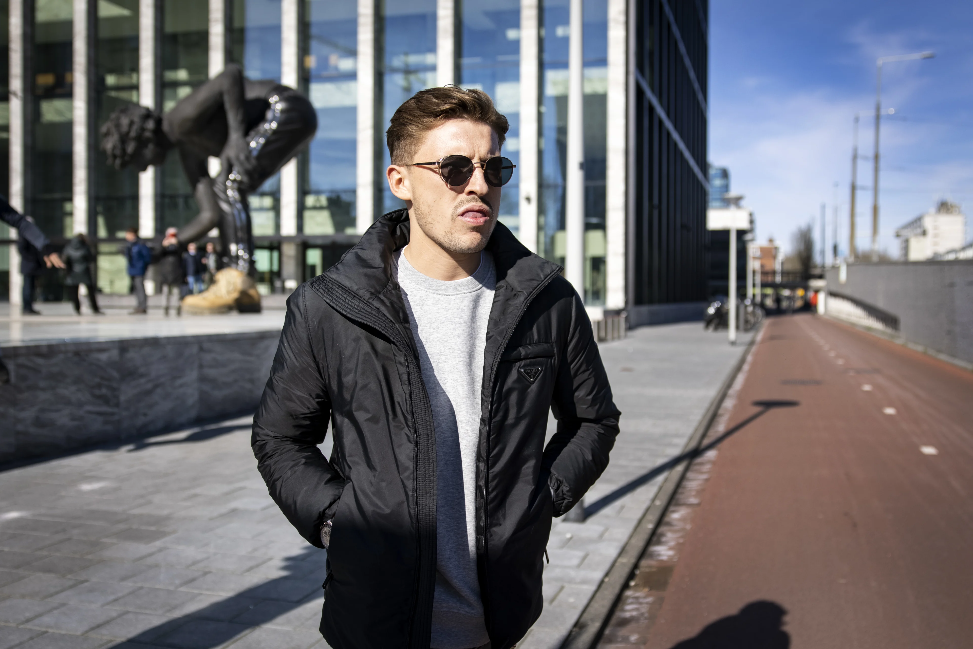 Rapper Lil Kleine moet toch weer terug de cel in van rechter