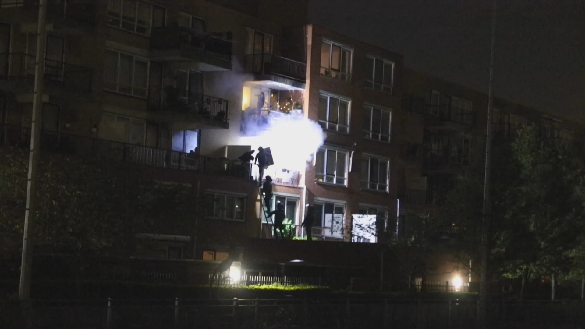 Hagenaars opgeschrikt door zwaarbewapend arrestatieteam in hun straat: 'Ik schrok wakker'