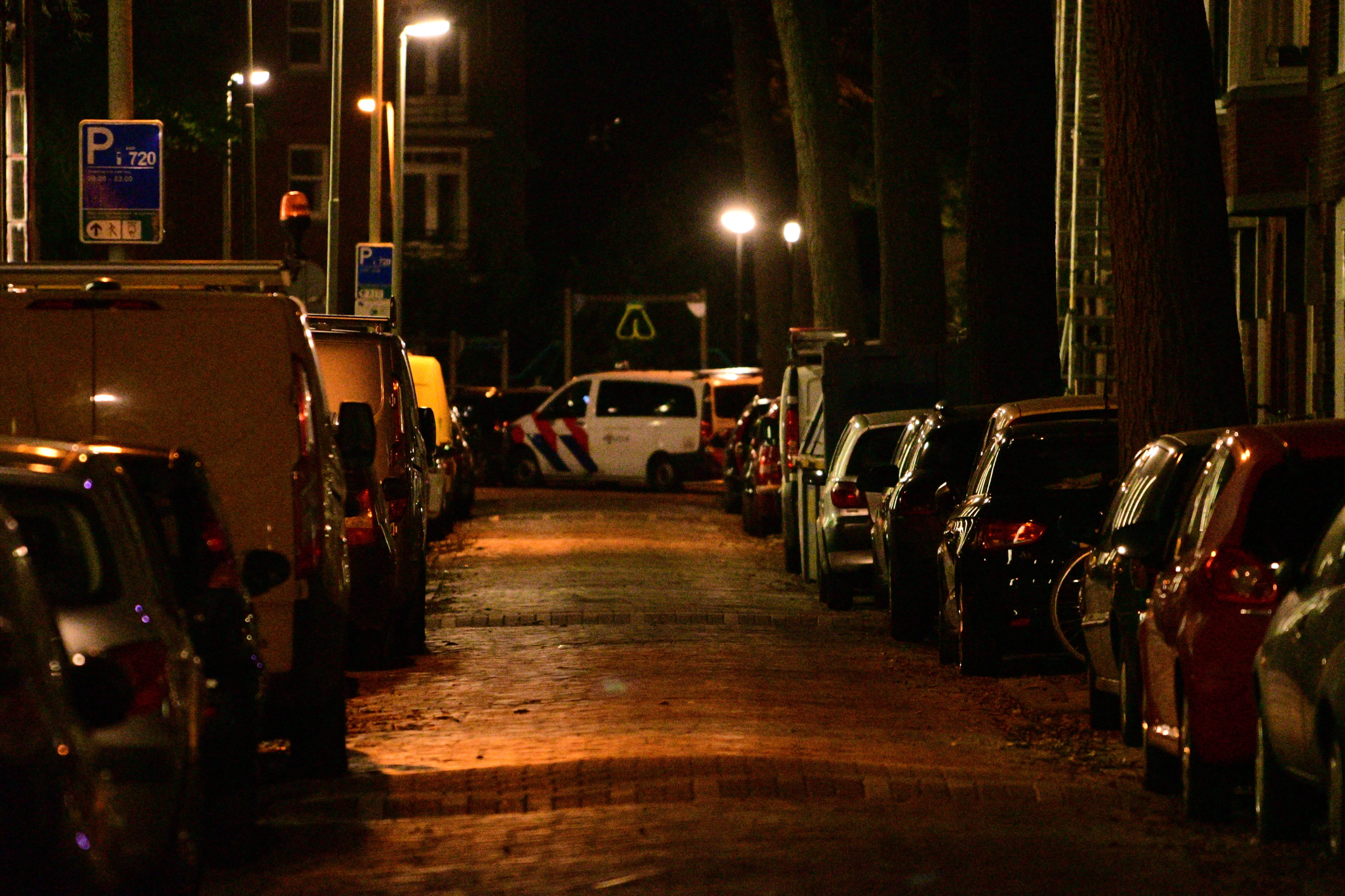 Overvallers bedreigen 11-jarig meisje met vuurwapen in Rotterdam