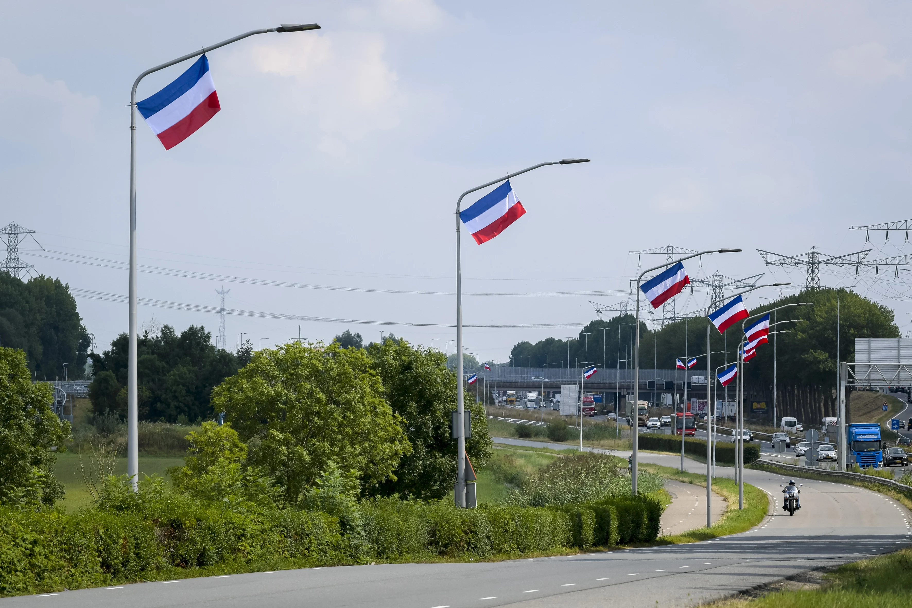 Papendrecht doet aangifte om belemmeren van weghalen protestvlaggen