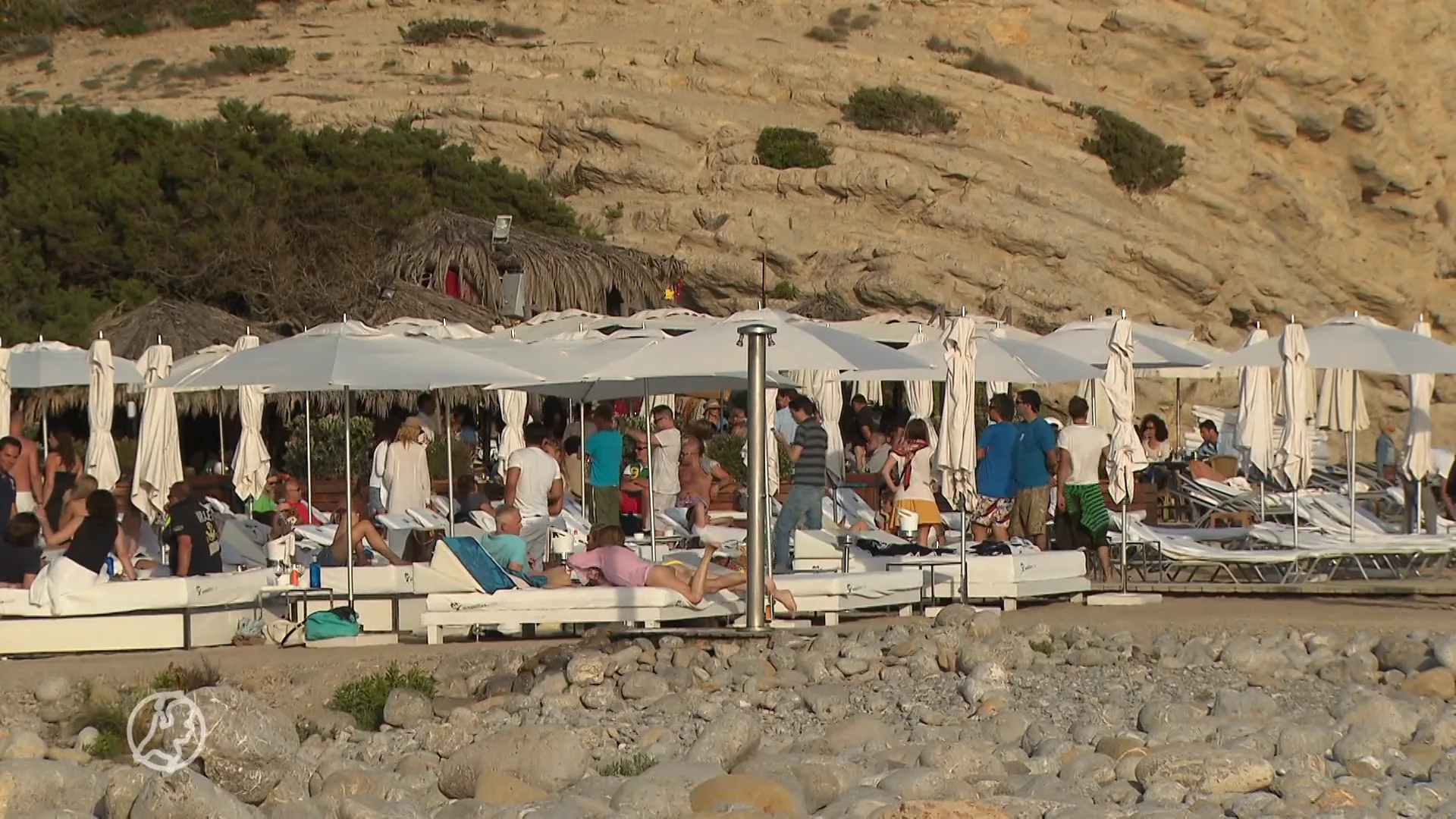 Nederlanders op Ibiza en Mallorca dolblij met quarantaineversoepeling: 'Iedereen houdt zich aan de regels'