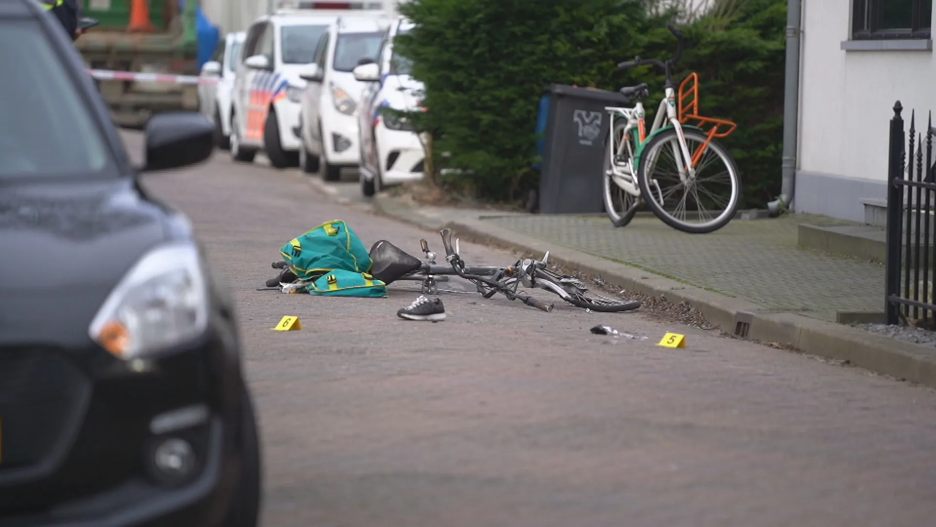 Fietsster (76) uit Ridderkerk komt om door aanrijding met vrachtwagen