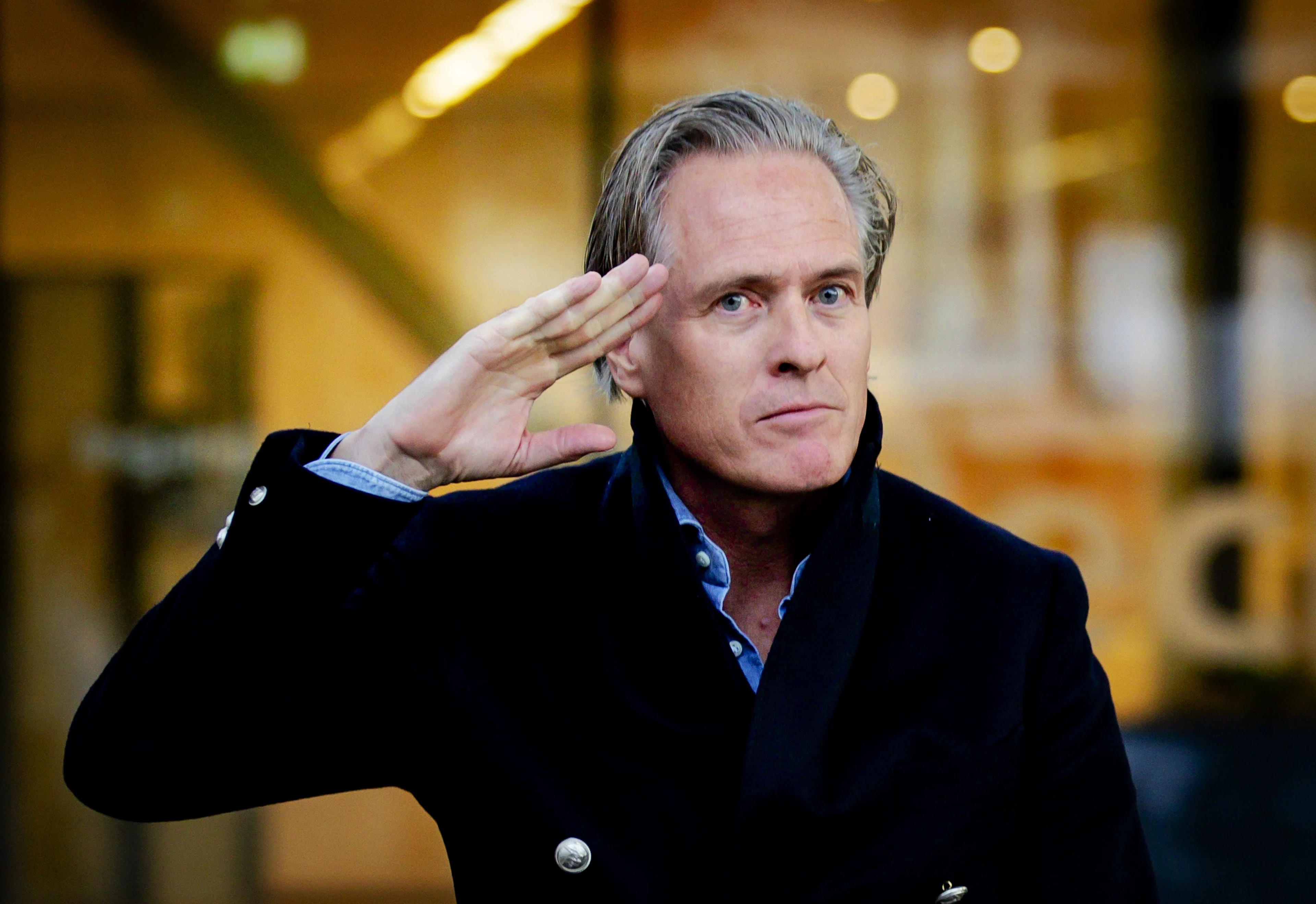 Rechter doet uitspraak in rechtszaken over nepadvertenties op Google en Twitter