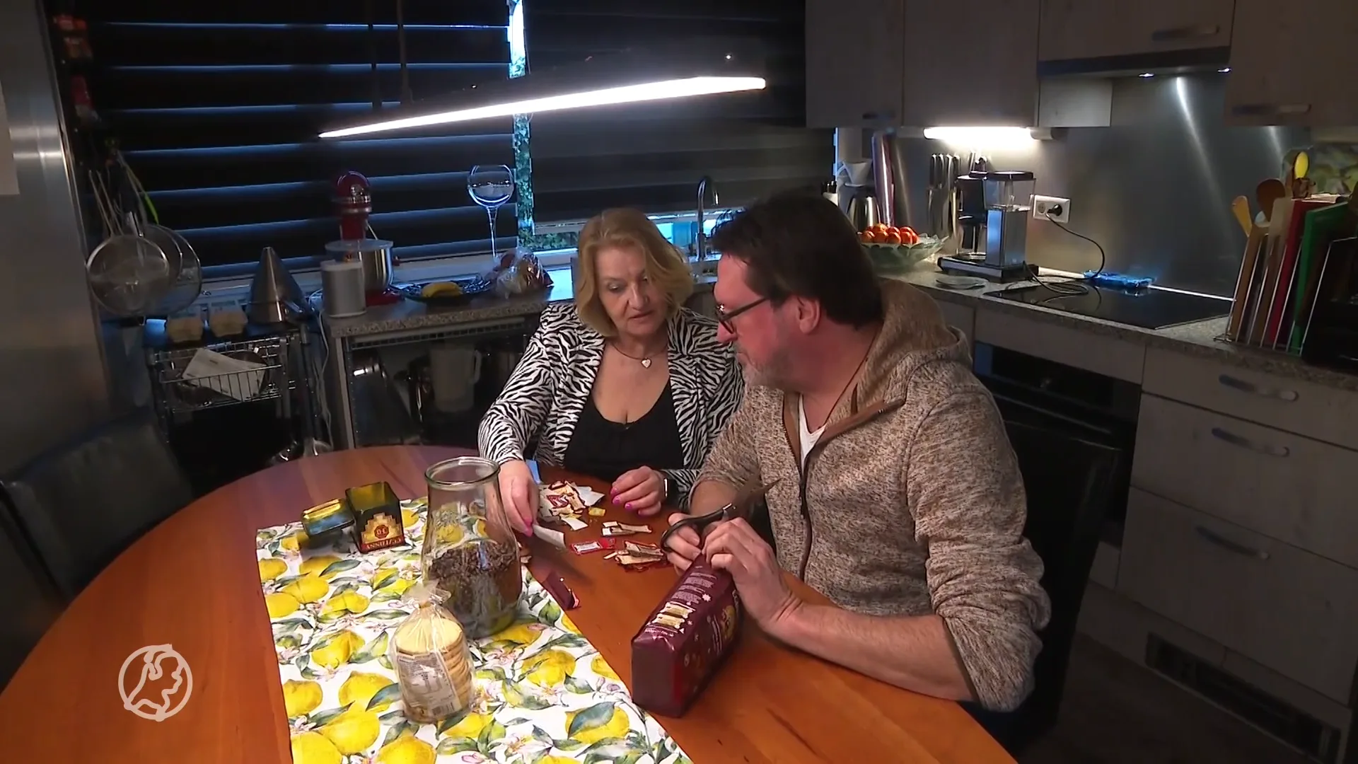 Petra spaarde duizenden punten met zegels: 'Ik heb mijn uitzet zo bij elkaar gespaard'