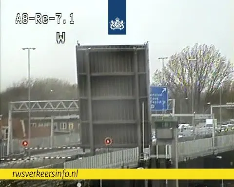 Storing teistert Coenbrug: slagbomen willen niet omhoog