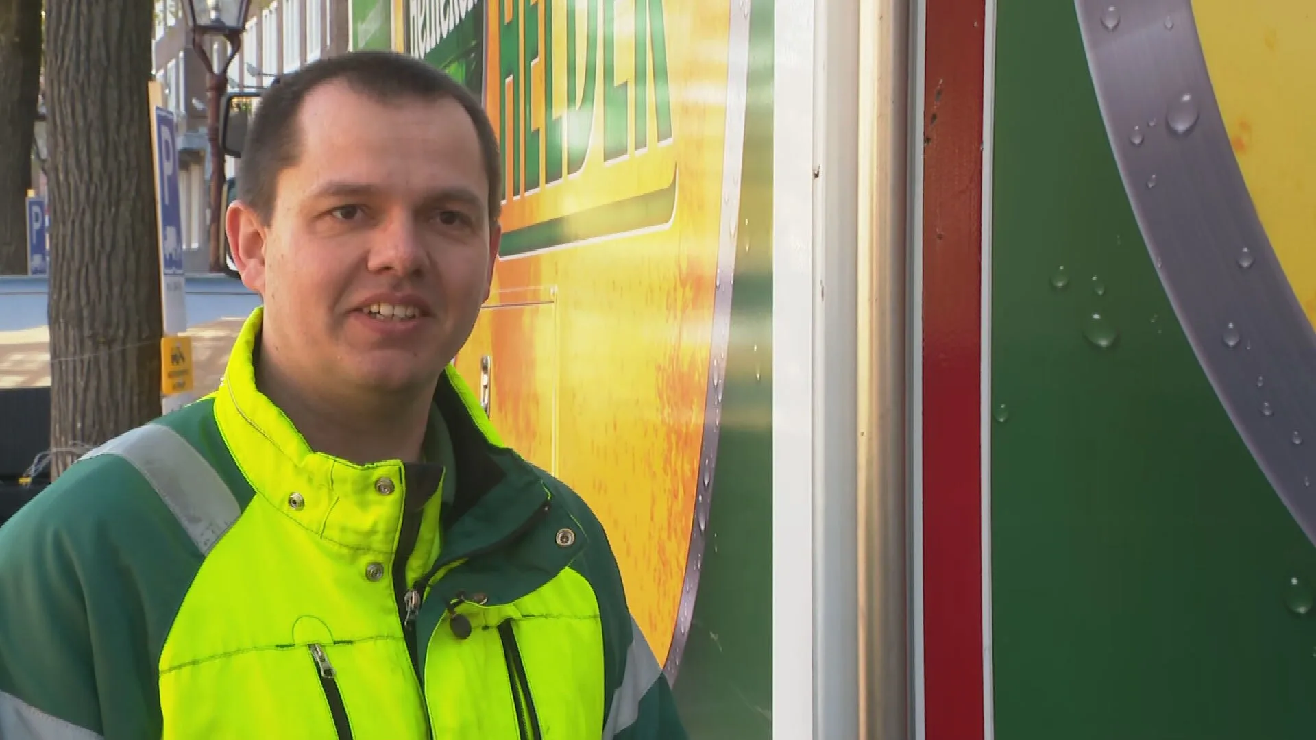 Terrassen zijn weer open: bierchauffeur Bob levert nét op tijd de pils