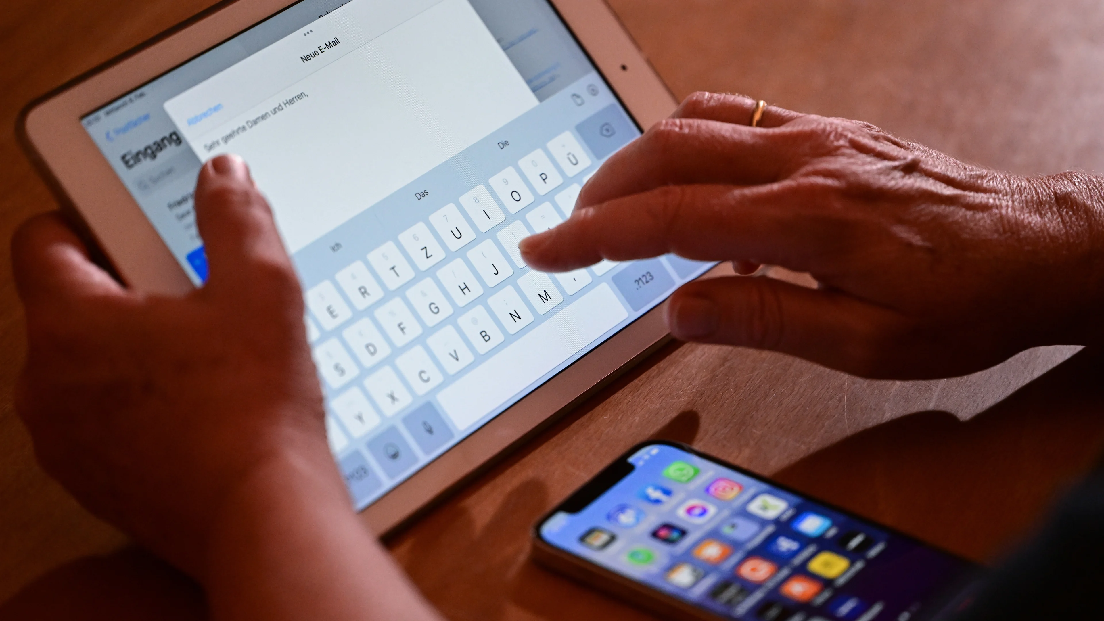 Vijf miljoen Nederlandse e-mailadressen verhandeld: zo check je of die van jou ertussen zit