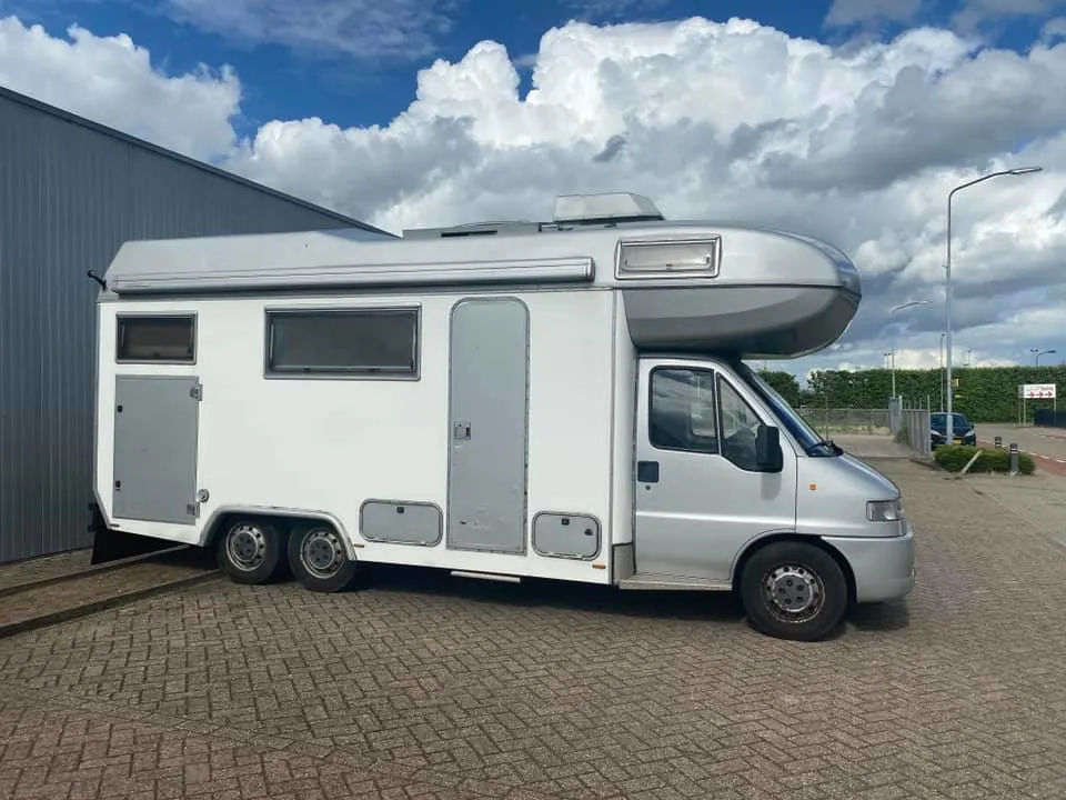 Nóg een camper van Nederlanders gestolen in Italië: 'Je zit gewoon in een nachtmerrie'