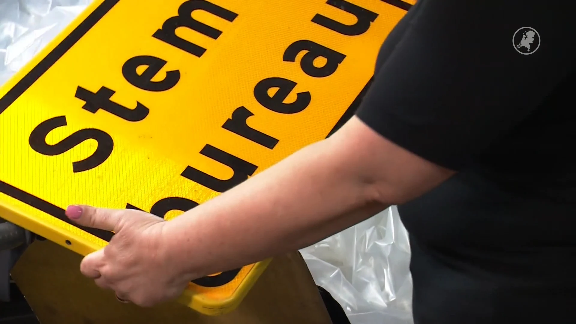 Nieuwe Kamerverkiezingen kosten gemeenten ruim 100 miljoen euro