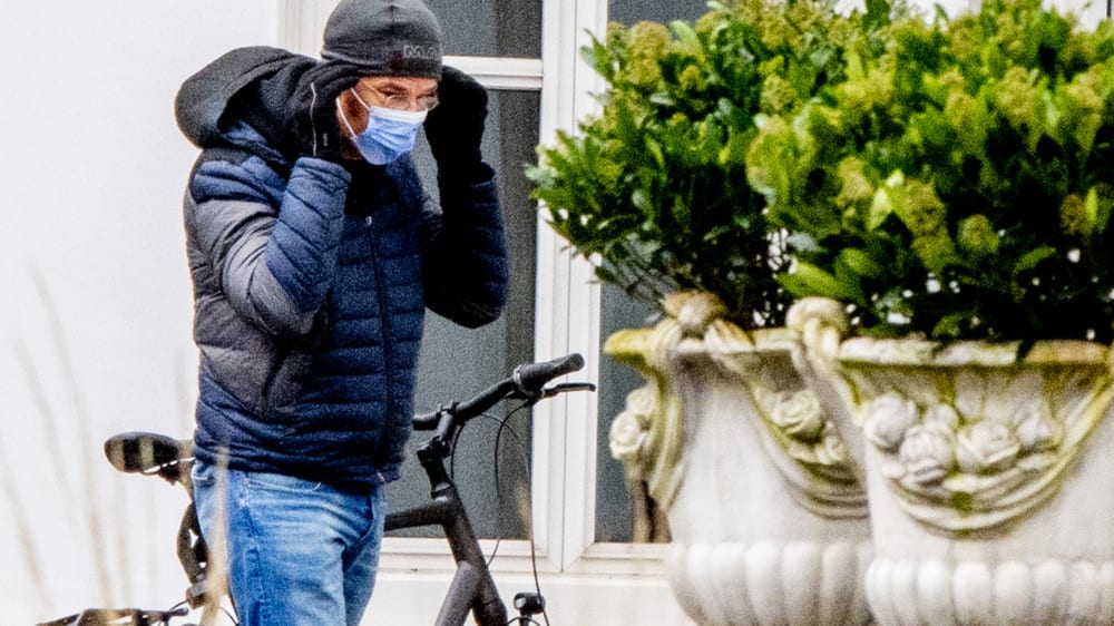 LIVEBLOG | Avondklok nog niet zeker • Aantal coronagevallen weer hoger