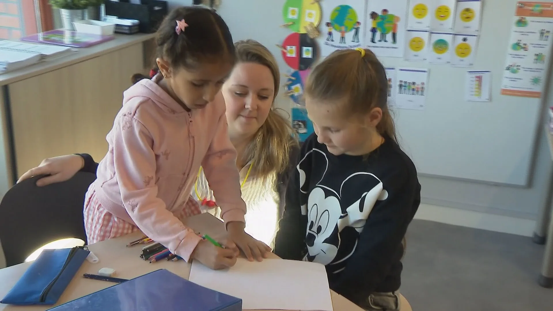 Eerste schooldag in Nederland voor Oekraïense kinderen: 'Zorgen voor een veilige onderwijsplek'