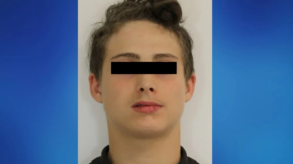 Politie pakt 16-jarige jongen op voor kopschoppen Helmond