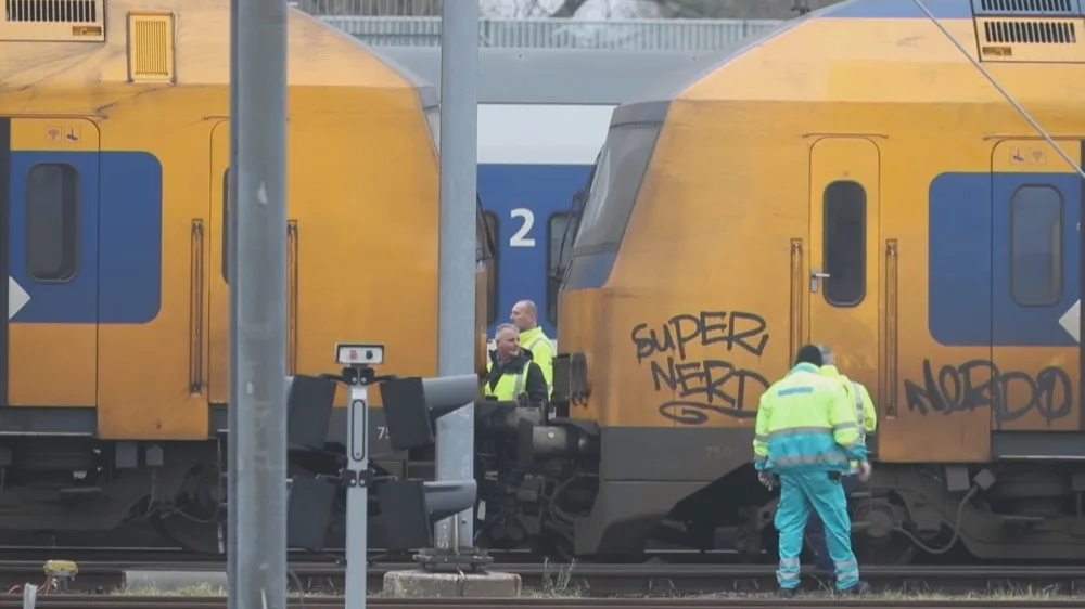 Defect aan twee wielen lijkt oorzaak ontsporing trein