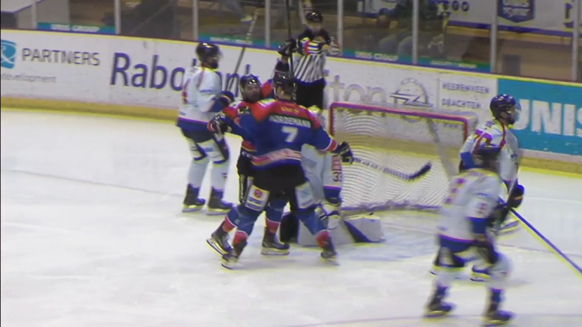 IJshockeyclubs slaan het hele seizoen over: 'Zonder supporters is het niet te doen'