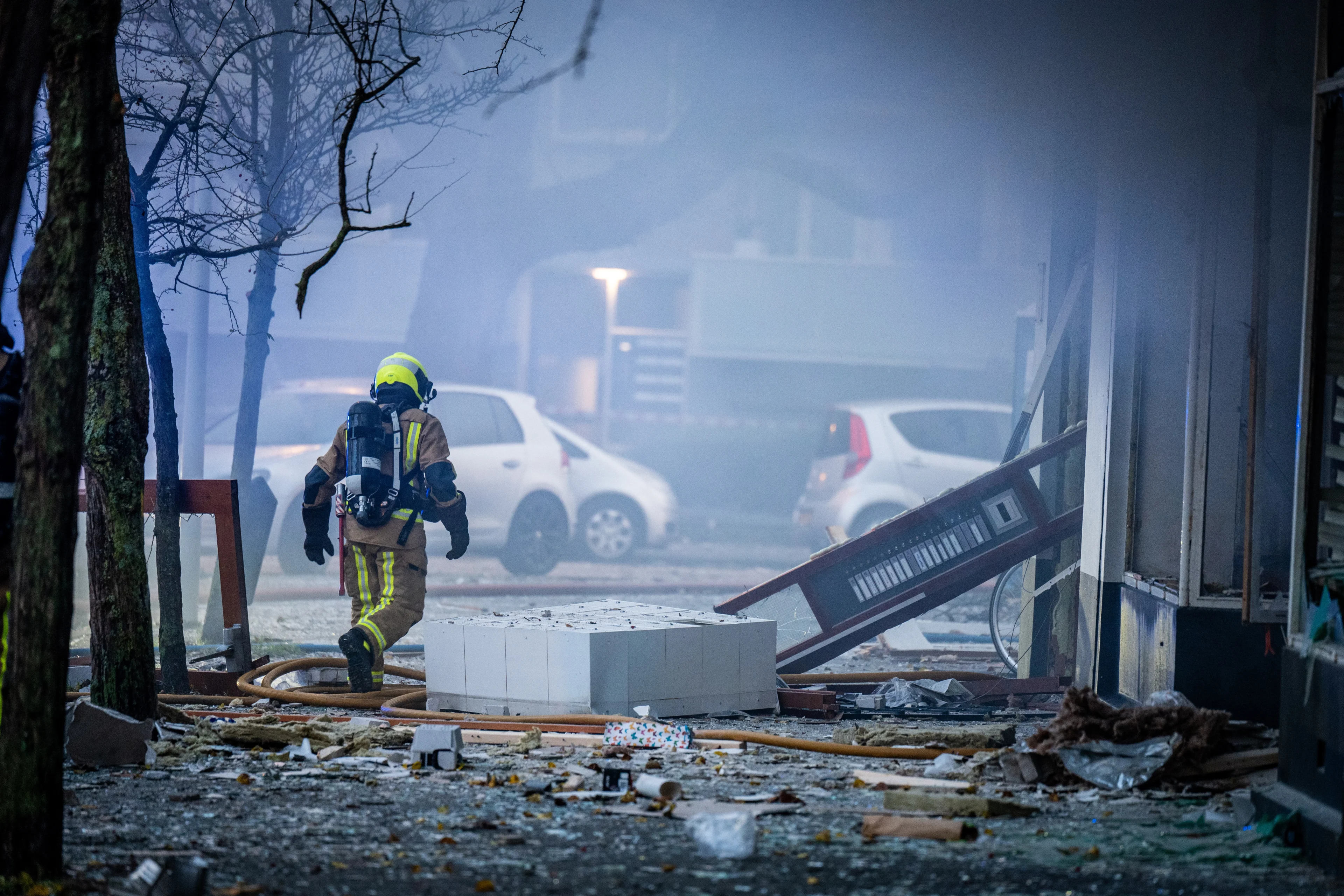 Politie zoekt auto die kort na explosie Den Haag hard wegreed