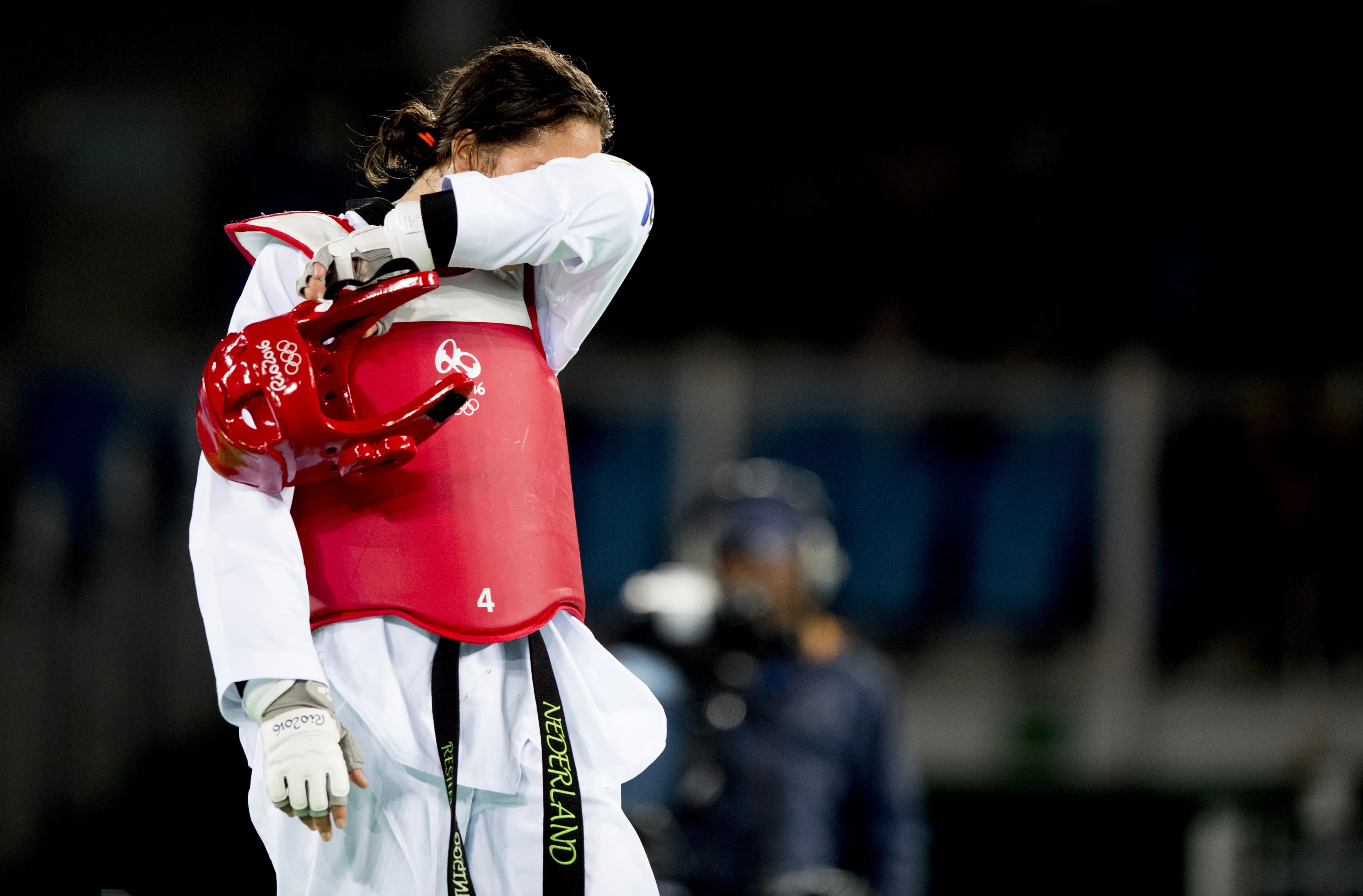 Ook taekwondoka Oogink test positief en mist Olympische Spelen
