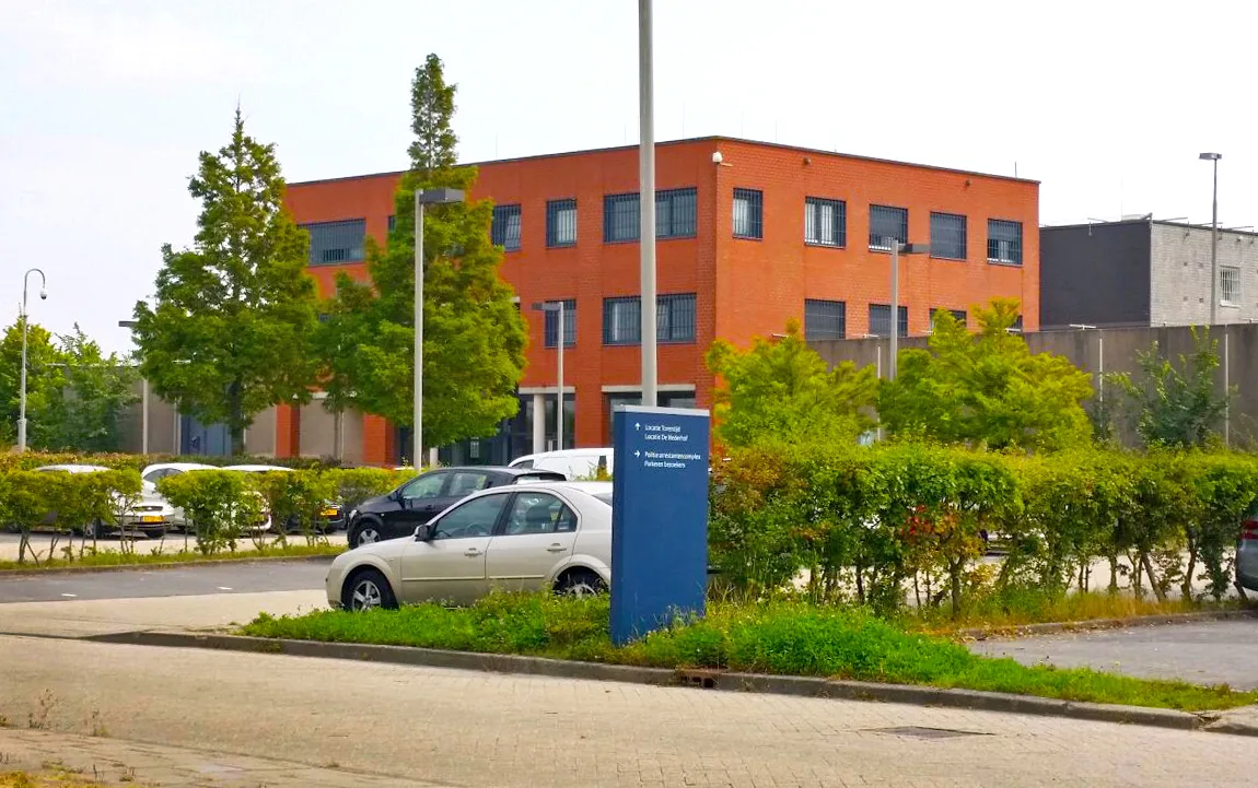 Beha's uit of naar huis: ophef over nieuwe detectiepoortjes in gevangenis