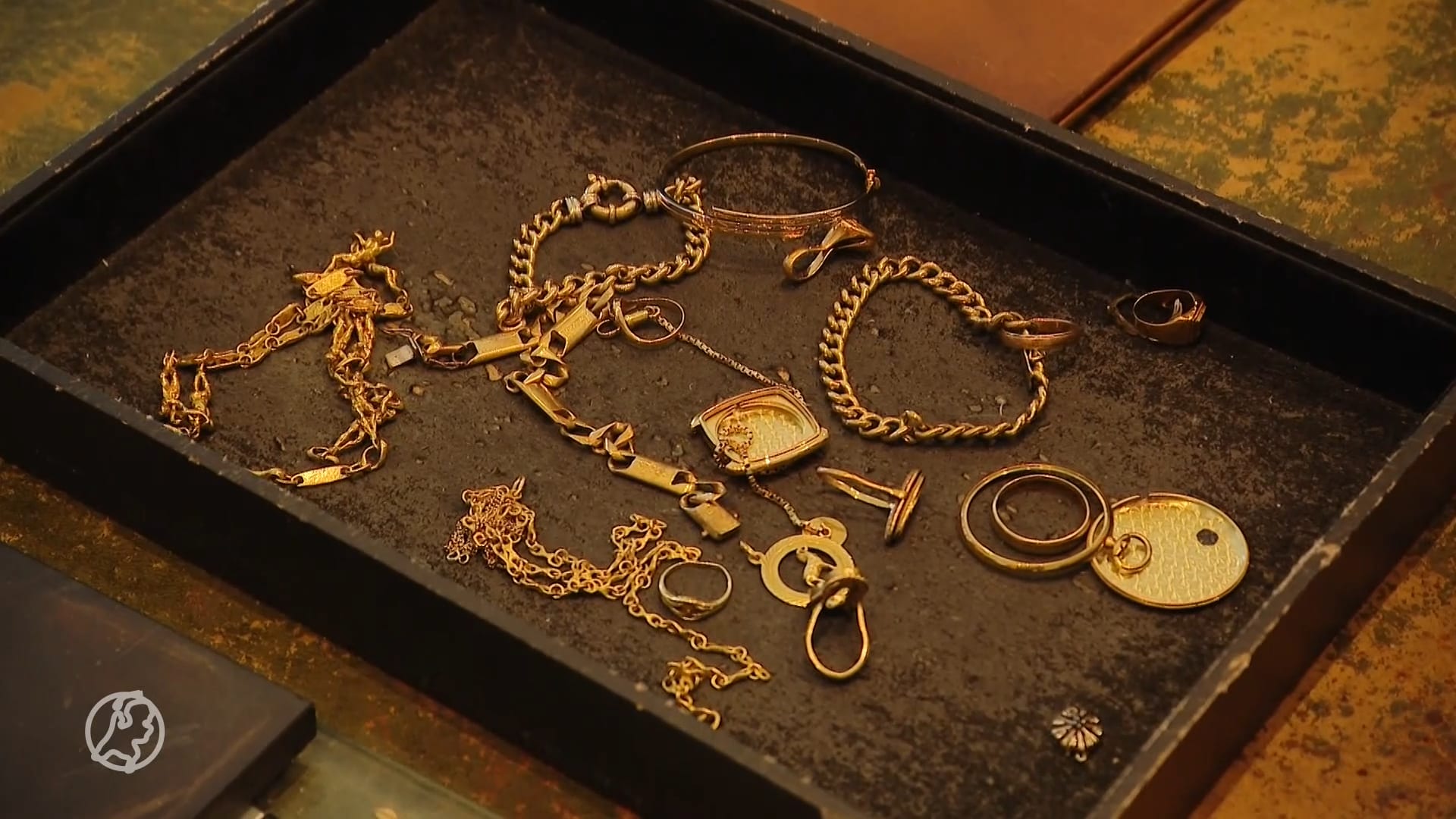 Goudprijs op recordhoogte: massale interesse in gouden sieraden en beleggingen